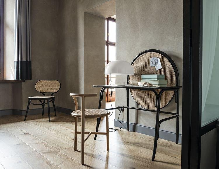 GTV Allegory Bentwood Desk - Modern Wooden Writing Desk for Home Office, Study & Workspace - Stylish & Functional Design for Small Spaces