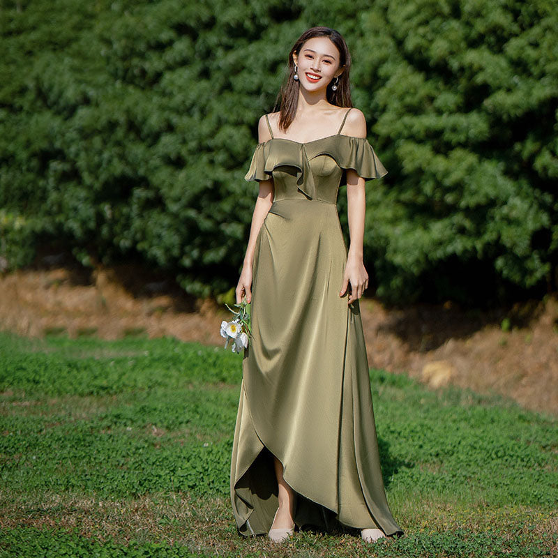 Elegant Green A-Line Long Bridesmaid Dress with Spaghetti Straps - Formal Evening Gown for Weddings, Prom & Special Occasions | Perfect for Bridal Party, Cocktail Events & Black Tie Dinners
