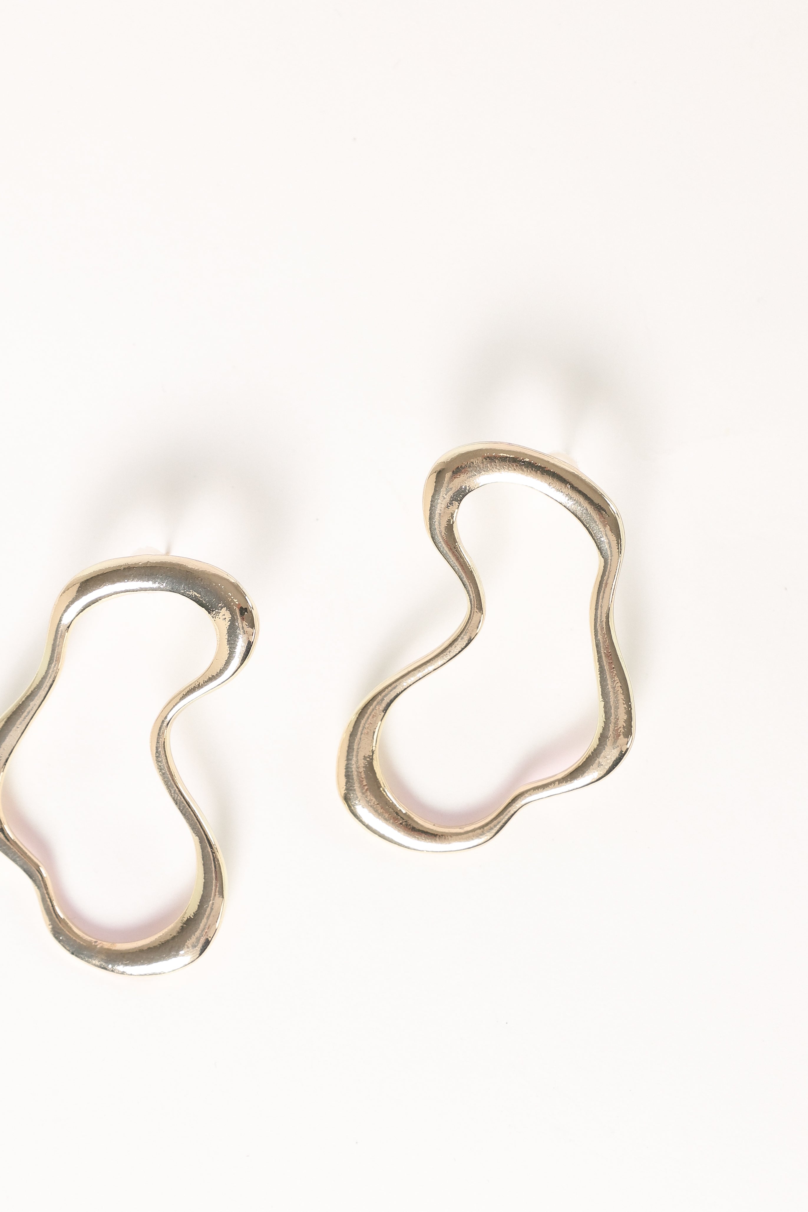 Ellie Gold Earrings for Women - Elegant Dainty Hoop Earrings for Everyday Wear, Gift Giving & Special Occasions