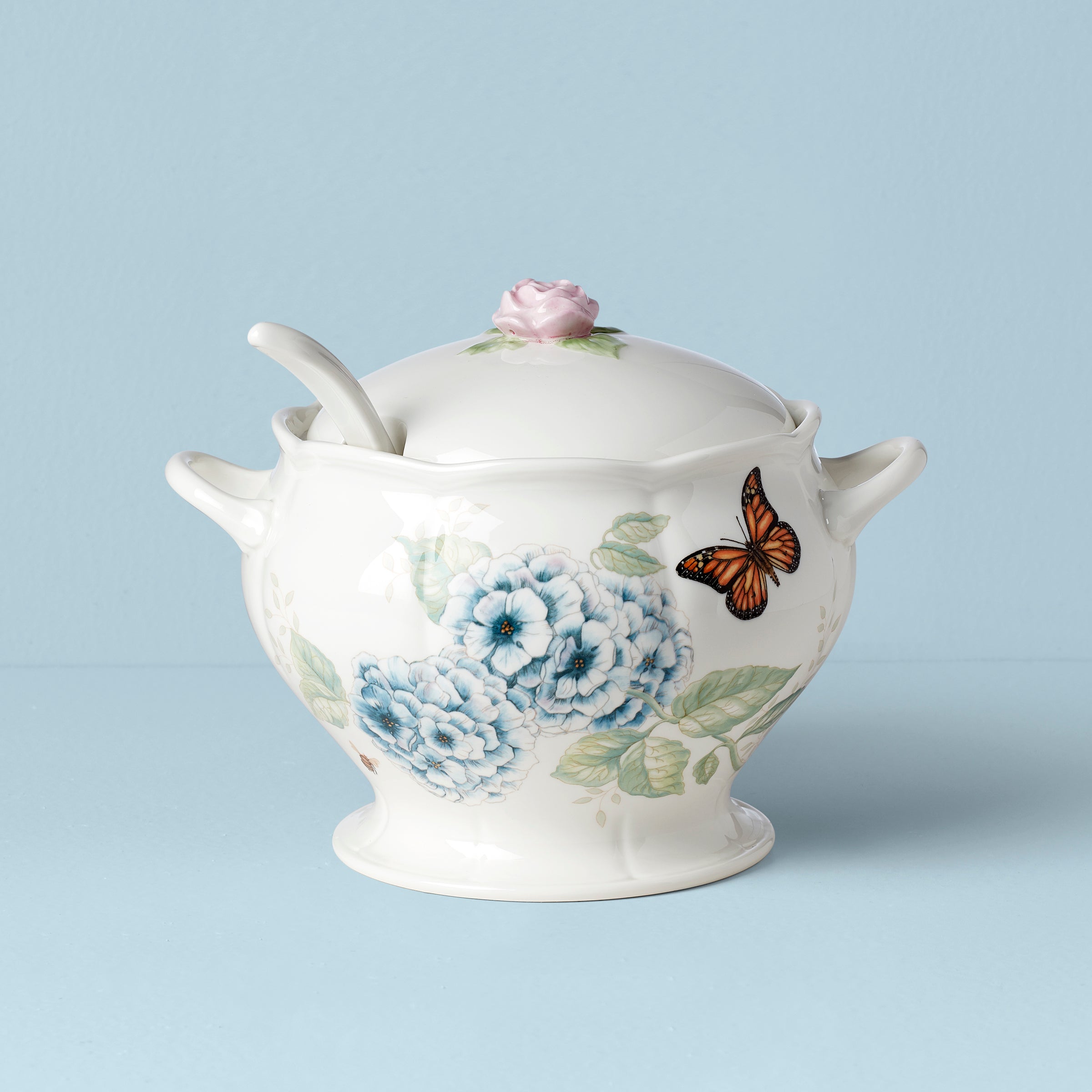 Butterfly Meadow 2-Piece Ceramic Tureen & Ladle Set - Elegant Serving Bowl for Soups, Stews & Salads - Perfect for Dinner Parties, Family Gatherings & Holiday Meals