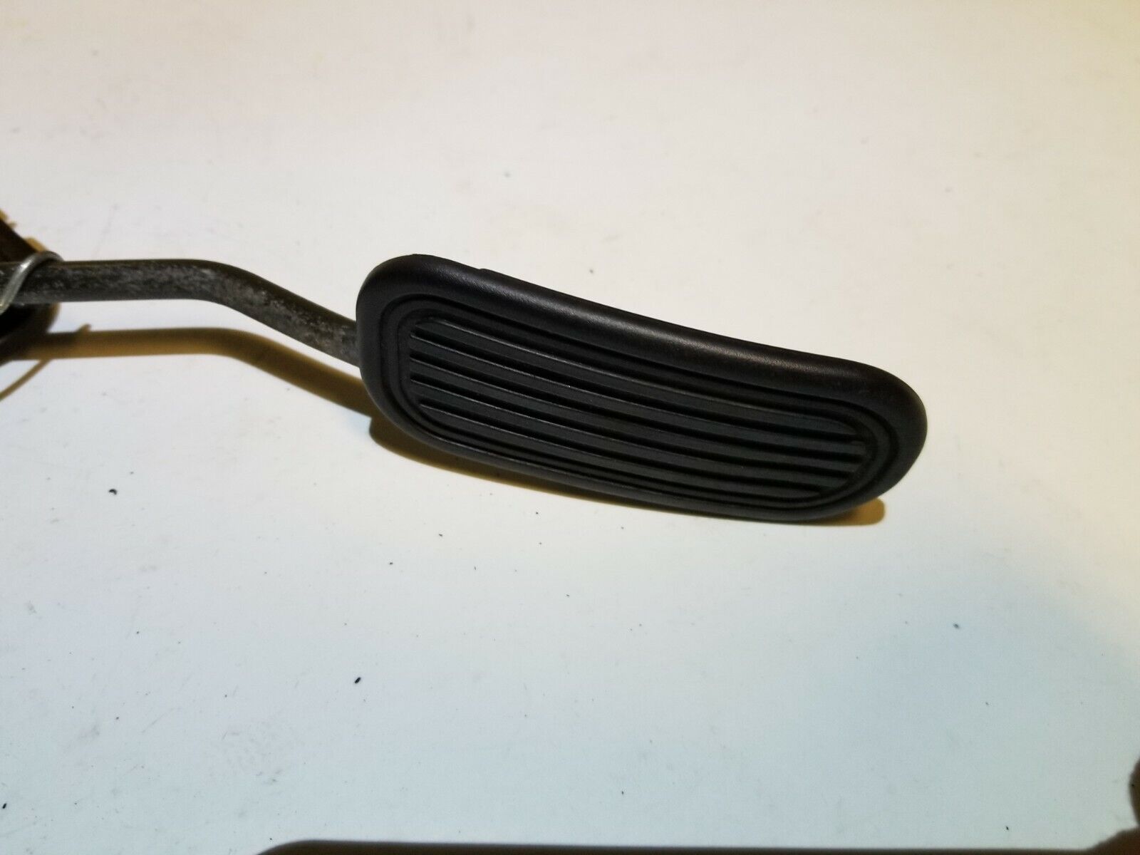 04 05 06 Scion XA OEM Accelerator Gas Pedal - Replacement for Smooth Acceleration - Perfect for Daily Commuting & Performance Driving
