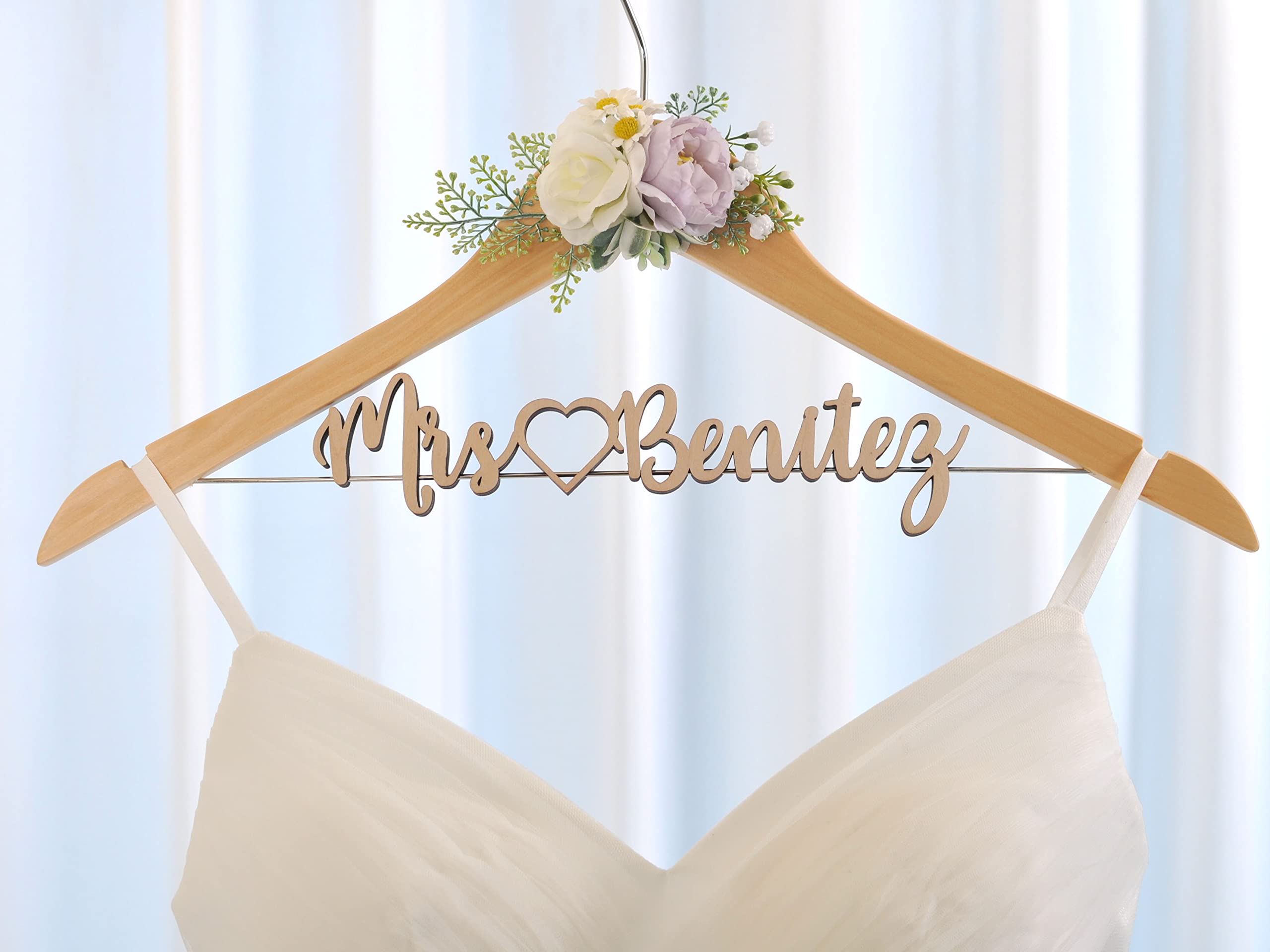 Personalized Wooden Bride Hanger - Custom Wedding Hanger with Engraving for Brides, Bridesmaids & Doctors - Perfect Gift for Weddings, Bridal Showers & Special Occasions