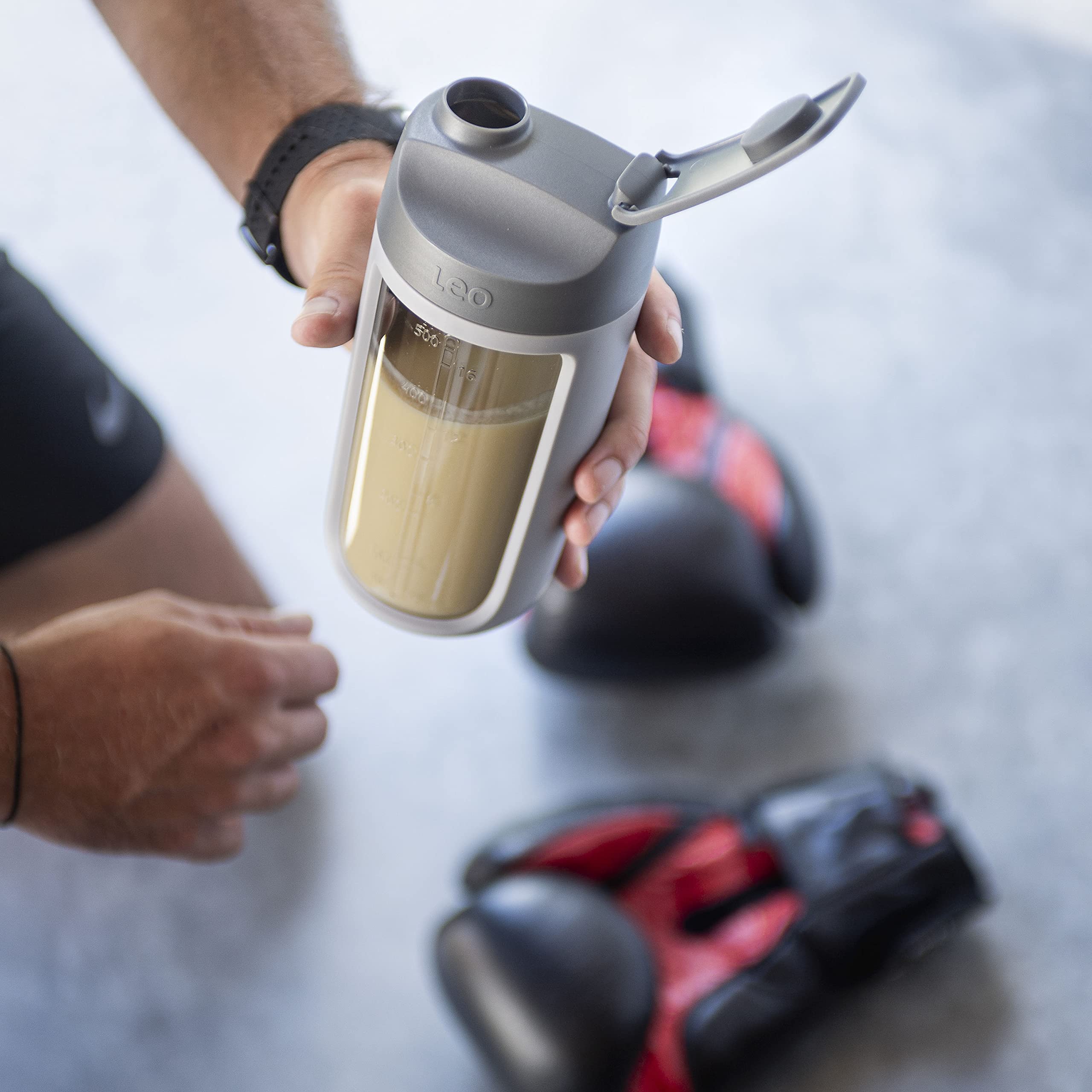 Berghoff LEO Tritan Plastic Shaker Bottle - BPA-Free Protein Shaker with Integrated Powder Compartment, Leakproof Screw-on Lid & Flip Cap, Includes Silicone Mixing Ball - Perfect for Gym, Workout & Post-Training Recovery - Dishwasher Safe Fitness Accessory