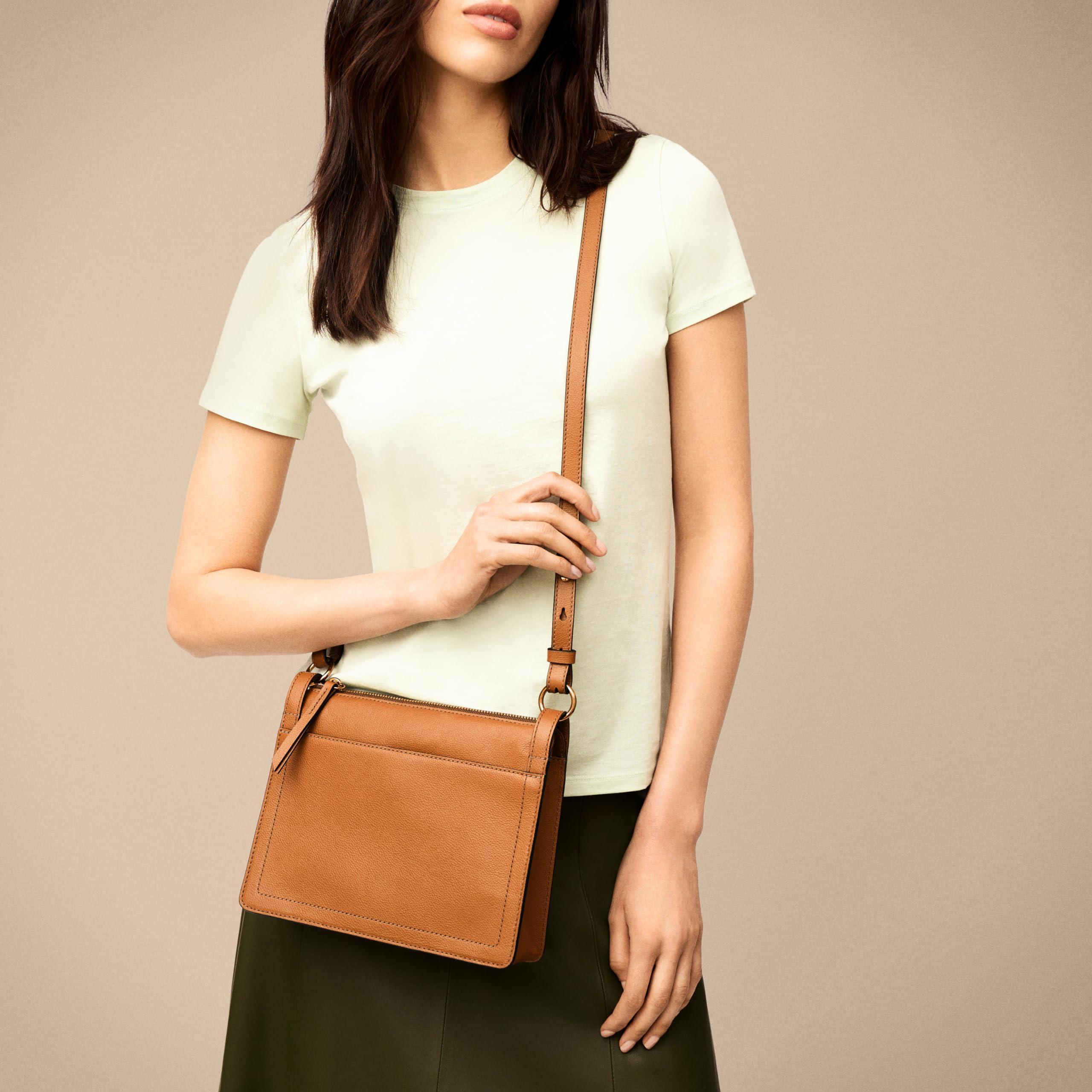 Fossil Women's Taryn Genuine Leather Crossbody Purse - Stylish Handbag for Everyday Use, Work & Travel