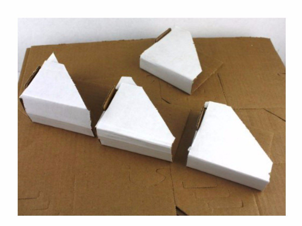 32 Pack Adjustable Frame Corner Protectors for Art, Paintings, Photos & Posters - Fits 1/2