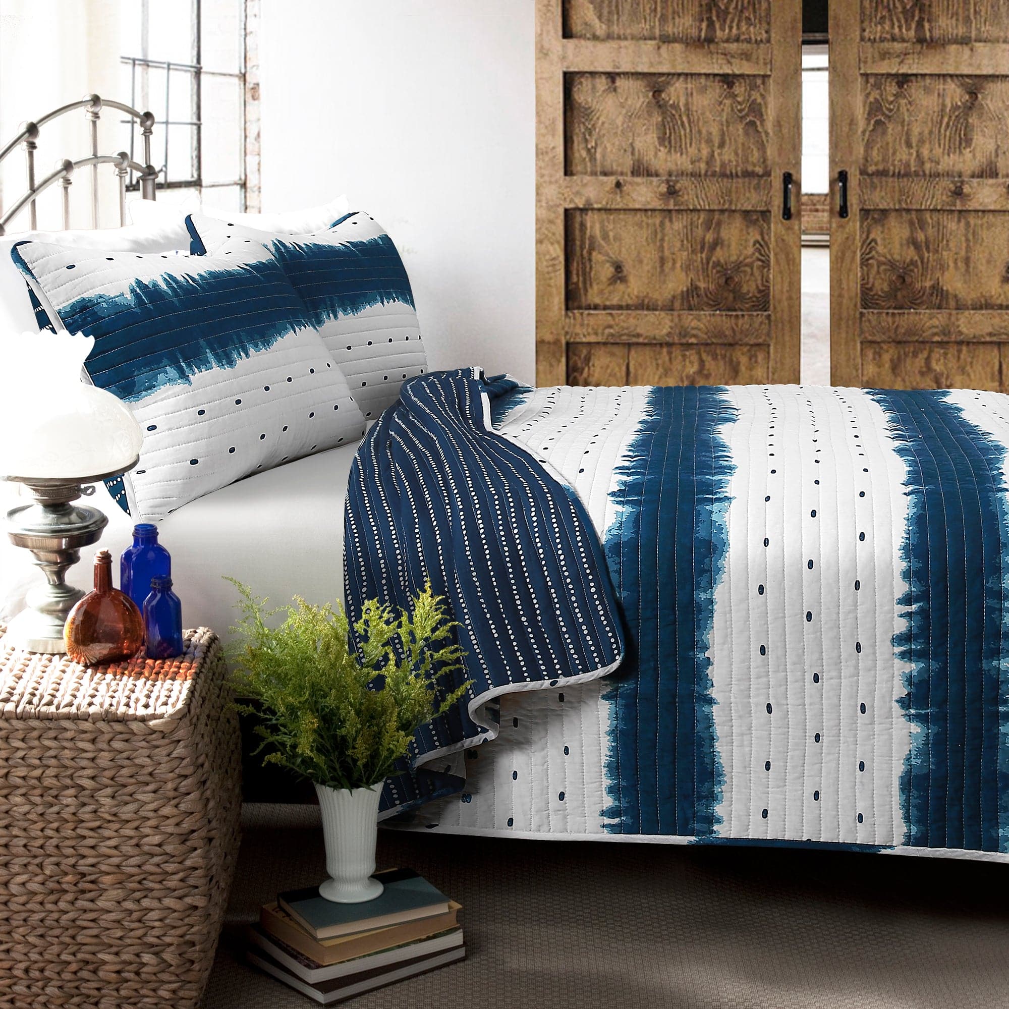 Jane Shibori 3-Piece Quilt Set - King Size Blue Indigo Dyed Bedding Set with Pillow Shams - Perfect for Master Bedroom, Guest Room & Cozy Home Decor