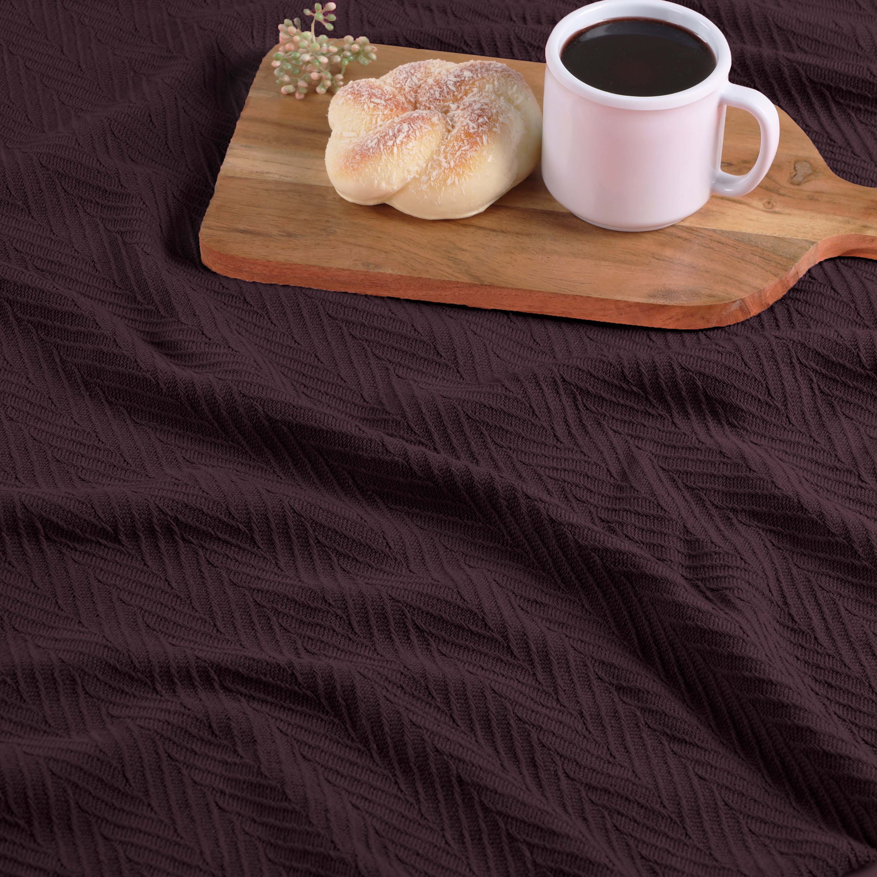 Soft All-Season Chevron Cotton Bed Blanket & Sofa Throw - Cozy Home Decor for Living Room, Bedroom, and Travel
