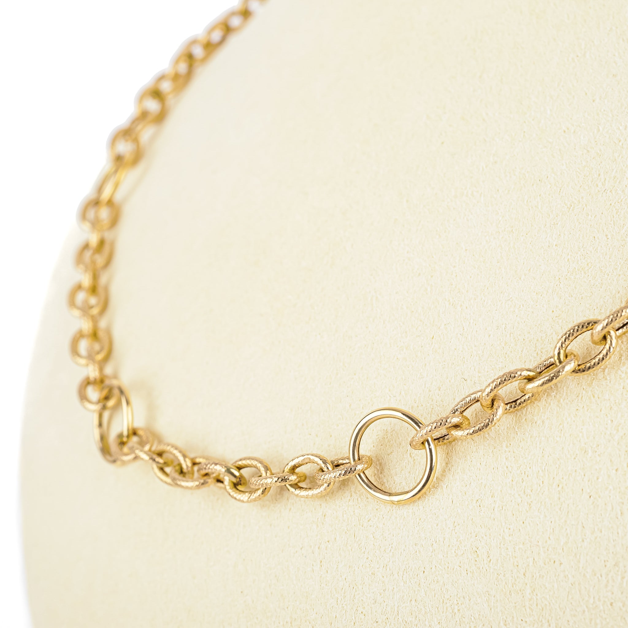 14K Yellow Gold Textured Oval & Round Link Necklace for Women | Elegant Layering Chain Jewelry | Perfect for Weddings, Date Nights & Special Occasions