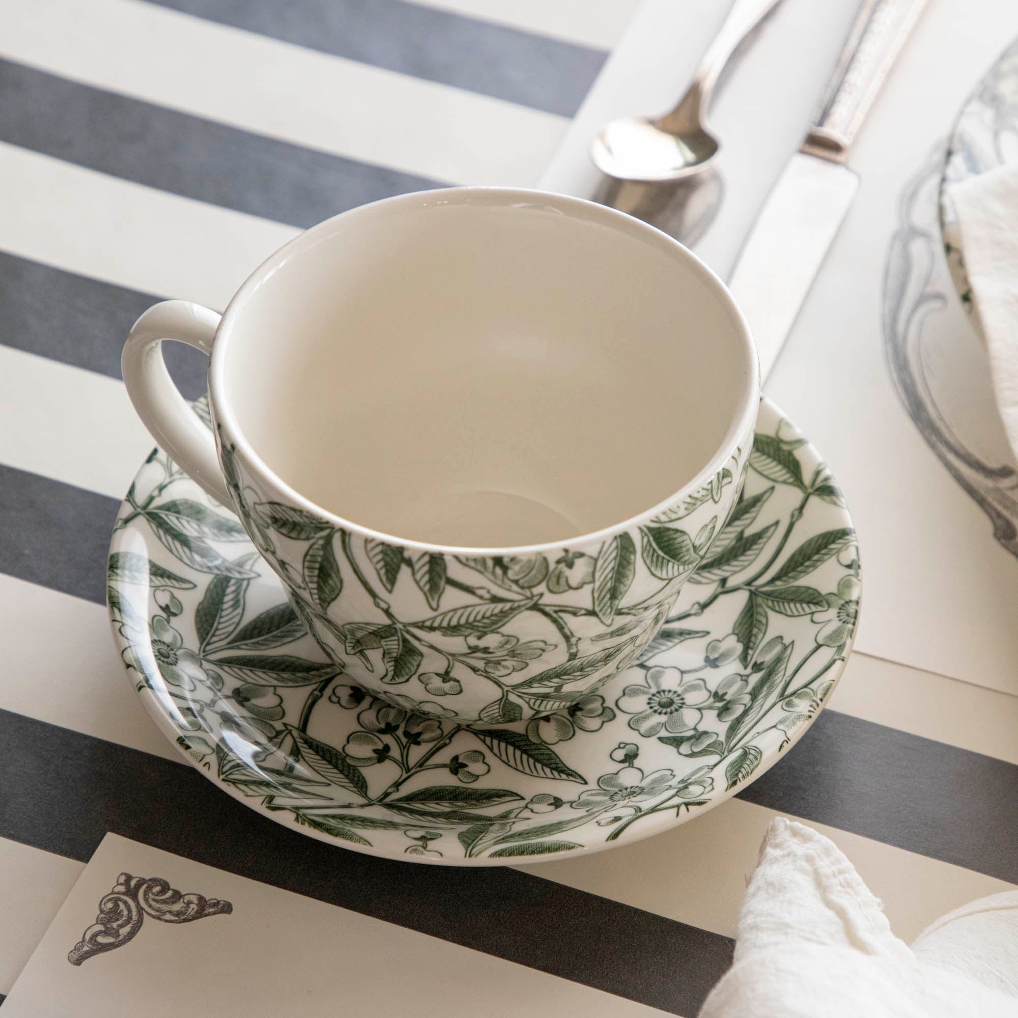Burleigh Green Prunus Dinnerware Set - Elegant Floral Ceramic Plates & Bowls for Fine Dining - Perfect for Dinner Parties, Holiday Meals & Home Decor