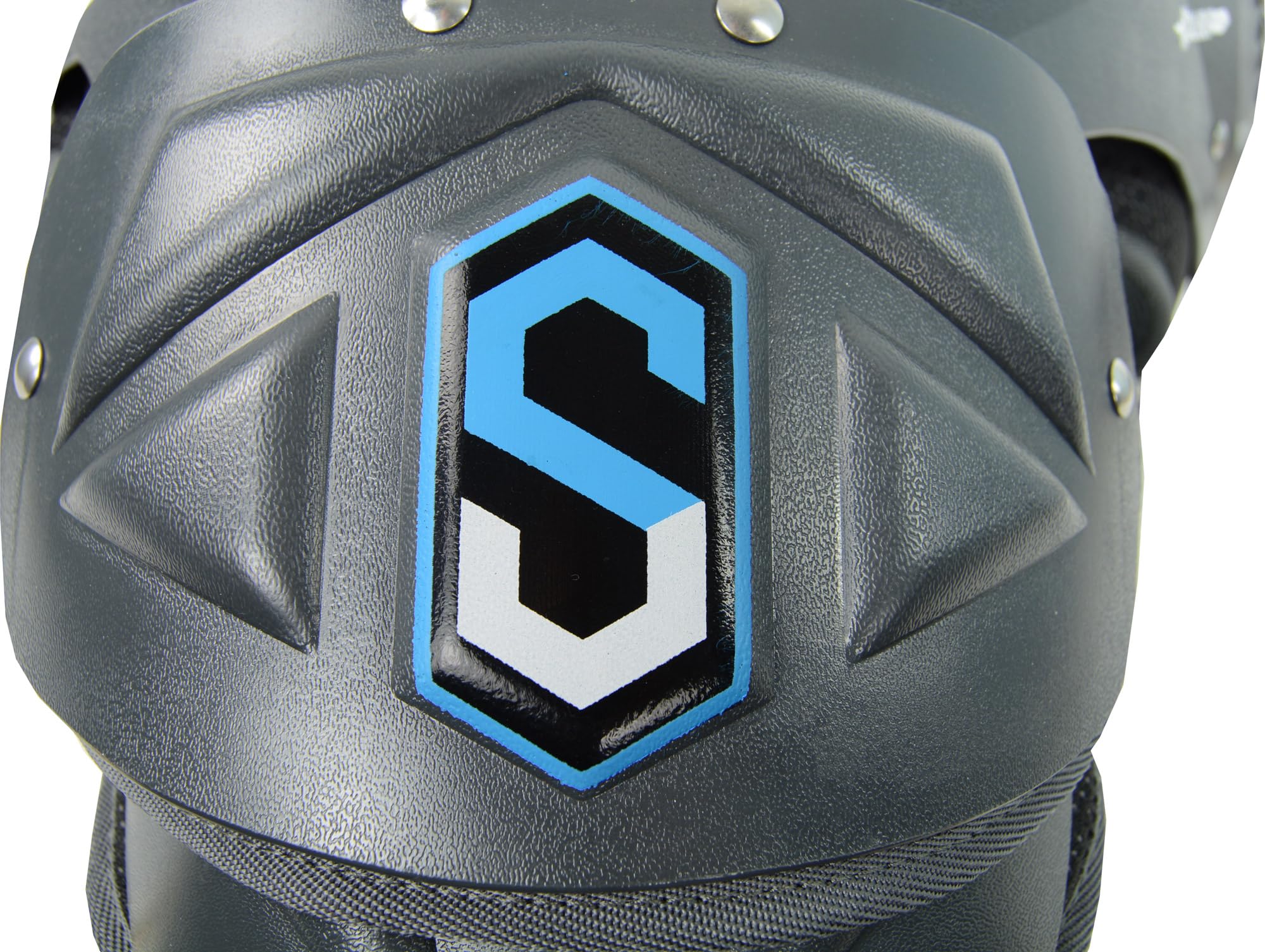 Xcalibur Adult Football Shoulder Pads - Protective Gear for Football Players | High Impact Protection for Training & Games | Perfect for Tackle Football, Practice & Competitive Play