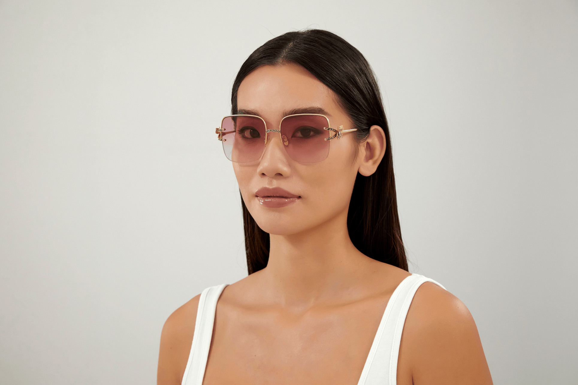 Alexander McQueen AM0371S Sunglasses - Luxury Designer Shades for Women & Men | Perfect for Outdoor Activities, Travel & Fashion Statements