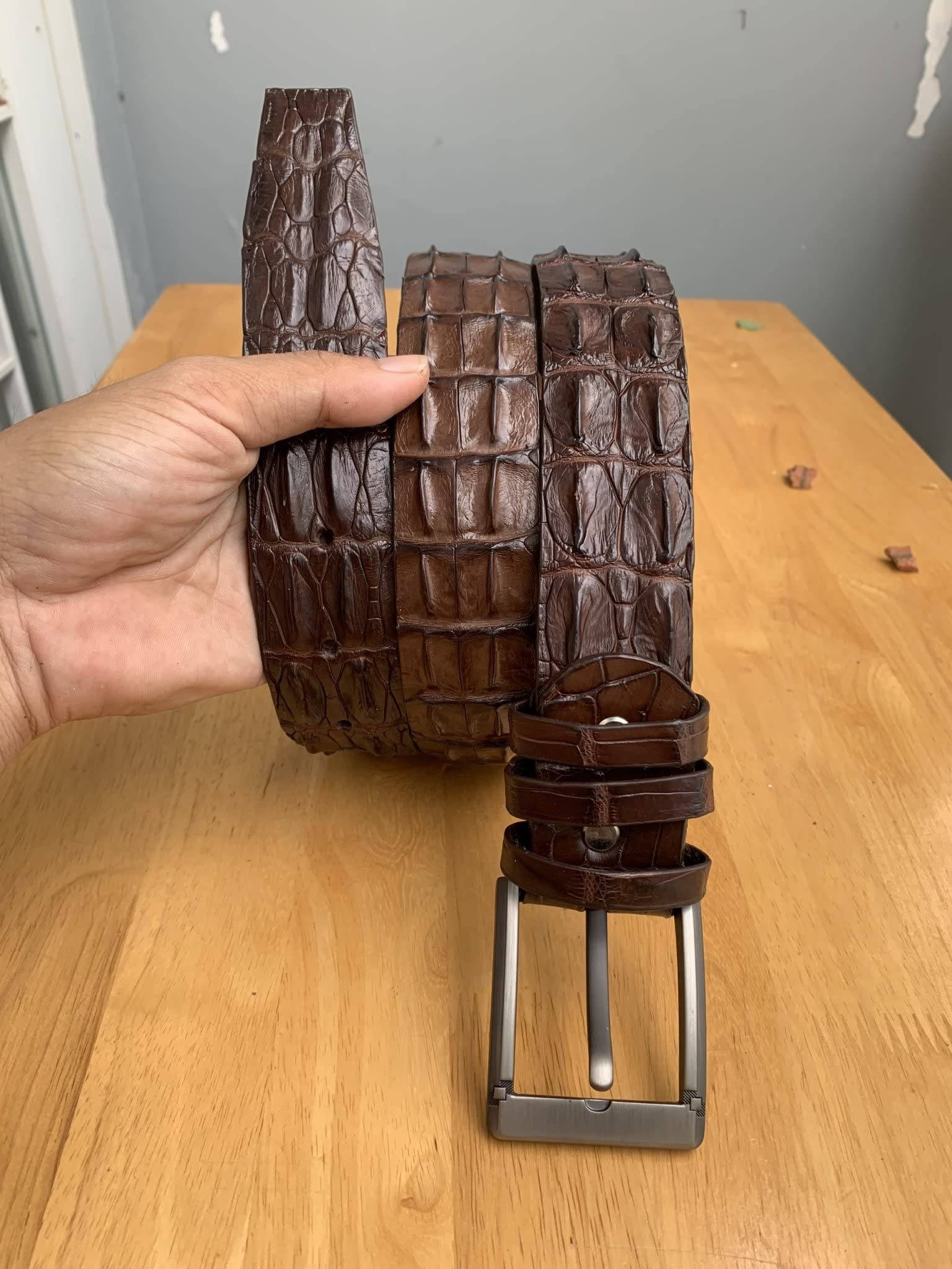 **Genuine Crocodile Hornback Leather Belt for Men - Real Alligator Skin with Buckle - Brown Dress Belt for Formal & Casual Wear**    **Use Case:** Perfect for business attire, weddings, or everyday fashion to elevate your style.