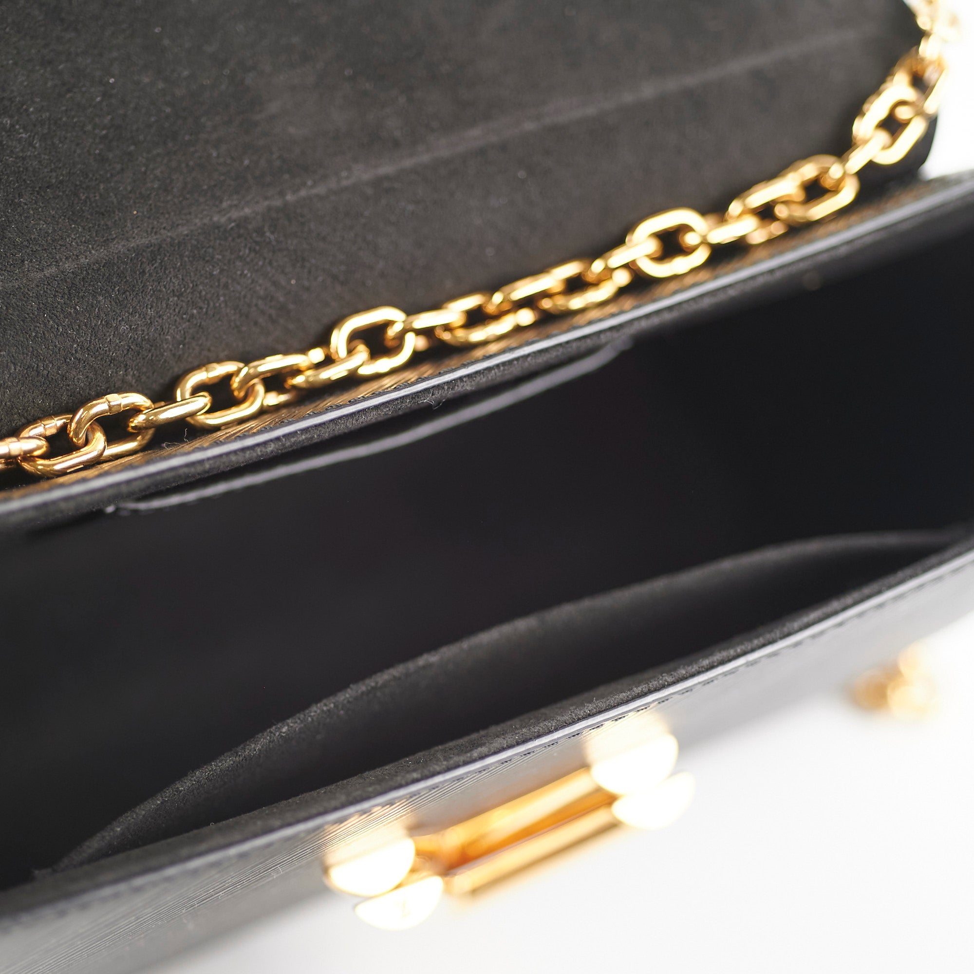 Louis Vuitton Twist MM Black Leather Handbag for Women - Luxury Designer Crossbody Bag for Work, Travel & Evening Events