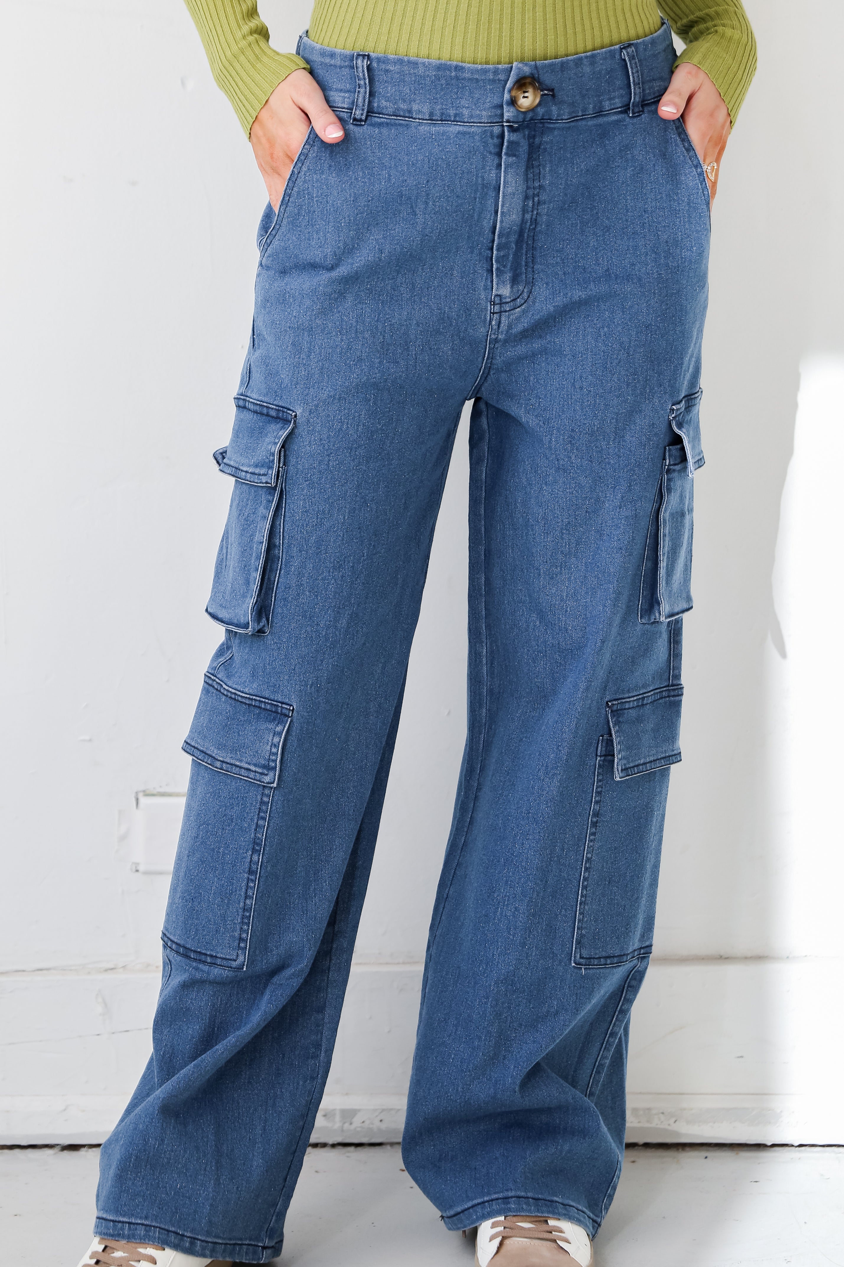 Cool Influence Medium Wash Cargo Jeans for Men - Stylish & Comfortable Denim Pants with Multiple Pockets | Perfect for Casual Wear, Outdoor Adventures & Street Fashion