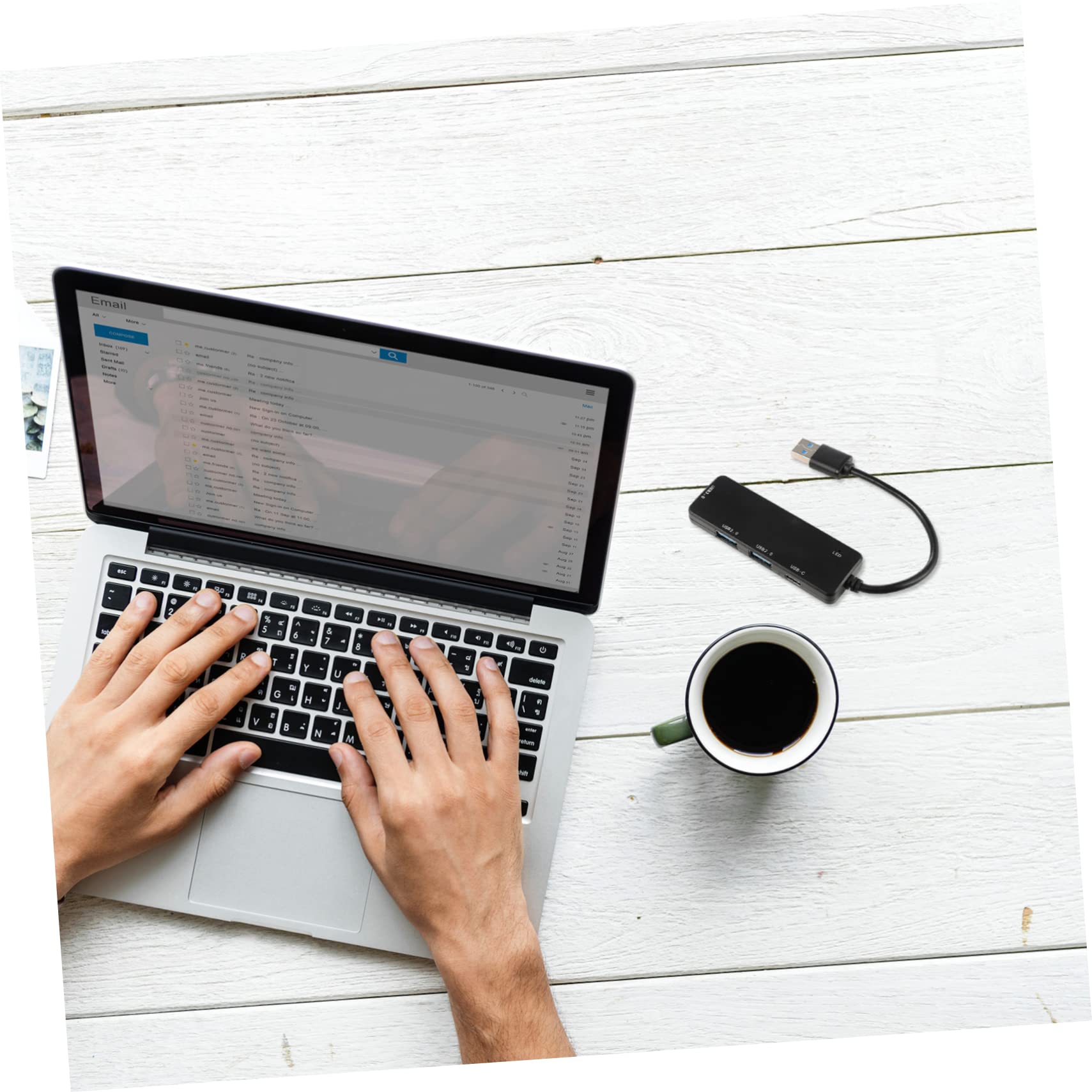 HEMOTON 4-Port USB Hub with High-Speed Data Transfer - USB Splitter & Expansion Adapter for Laptop, PC, Mac - Black (Perfect for Home Office, Gaming & Multi-Device Charging)