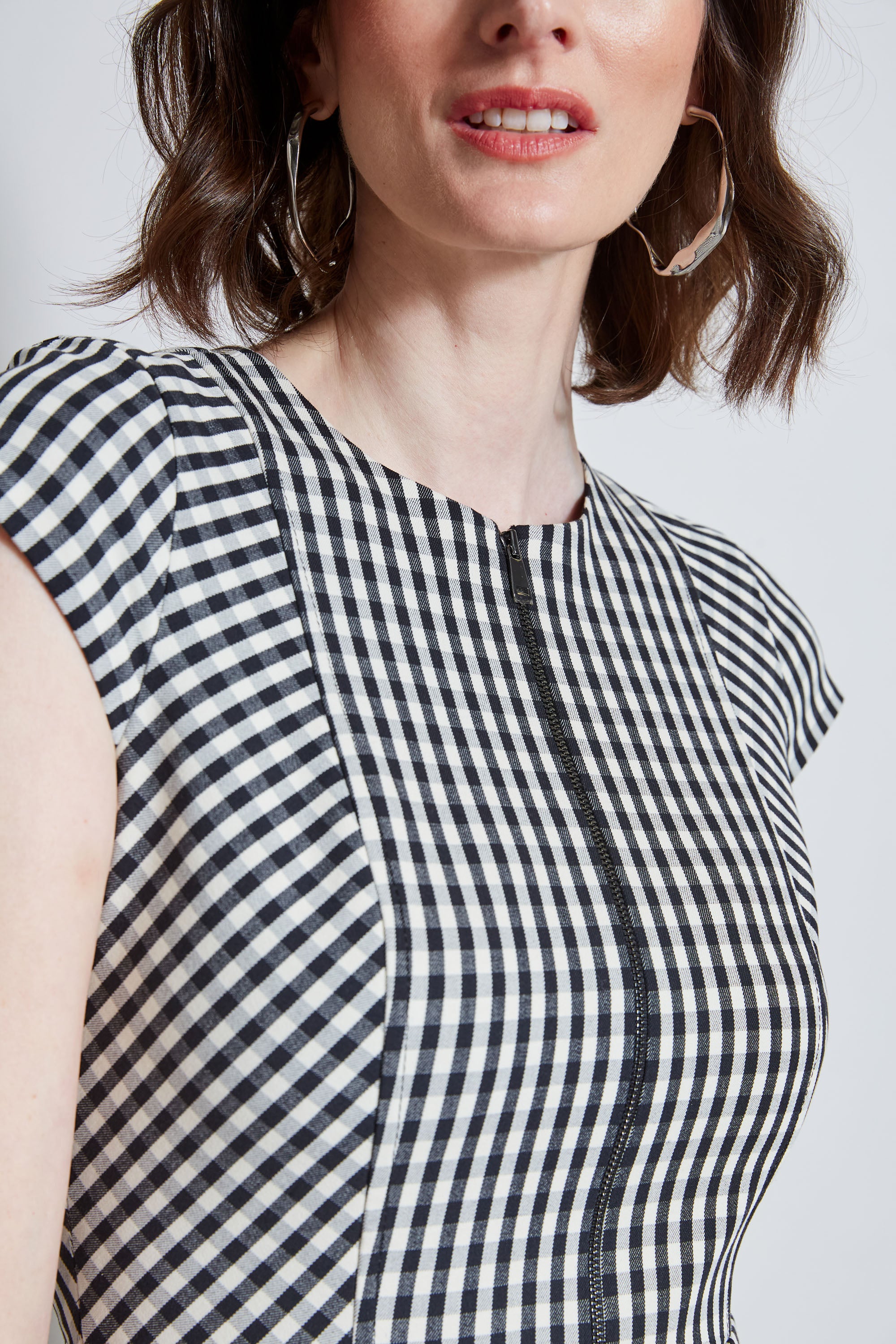 Stylish Gingham Fit & Flare Dress for Women - Summer Floral Print A-Line Dress - Perfect for Picnics, Parties & Outdoor Events
