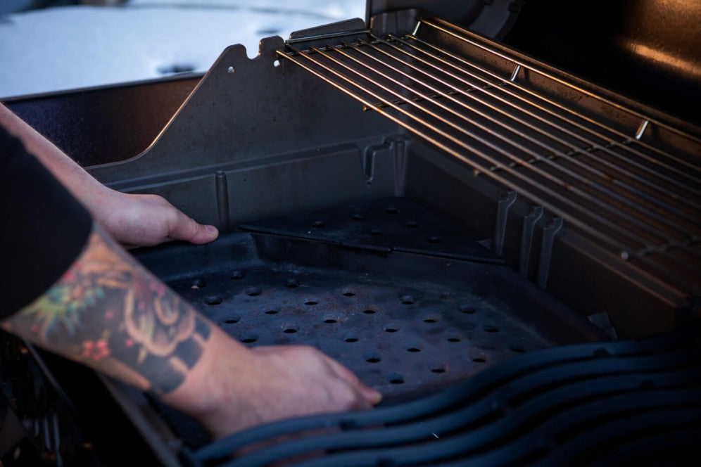 Napoleon 67732 Cast Iron Charcoal Smoker Tray - Heavy Duty BBQ Grill Accessory for Smoking & Grilling | Perfect for Backyard Cookouts, Camping & Outdoor Parties