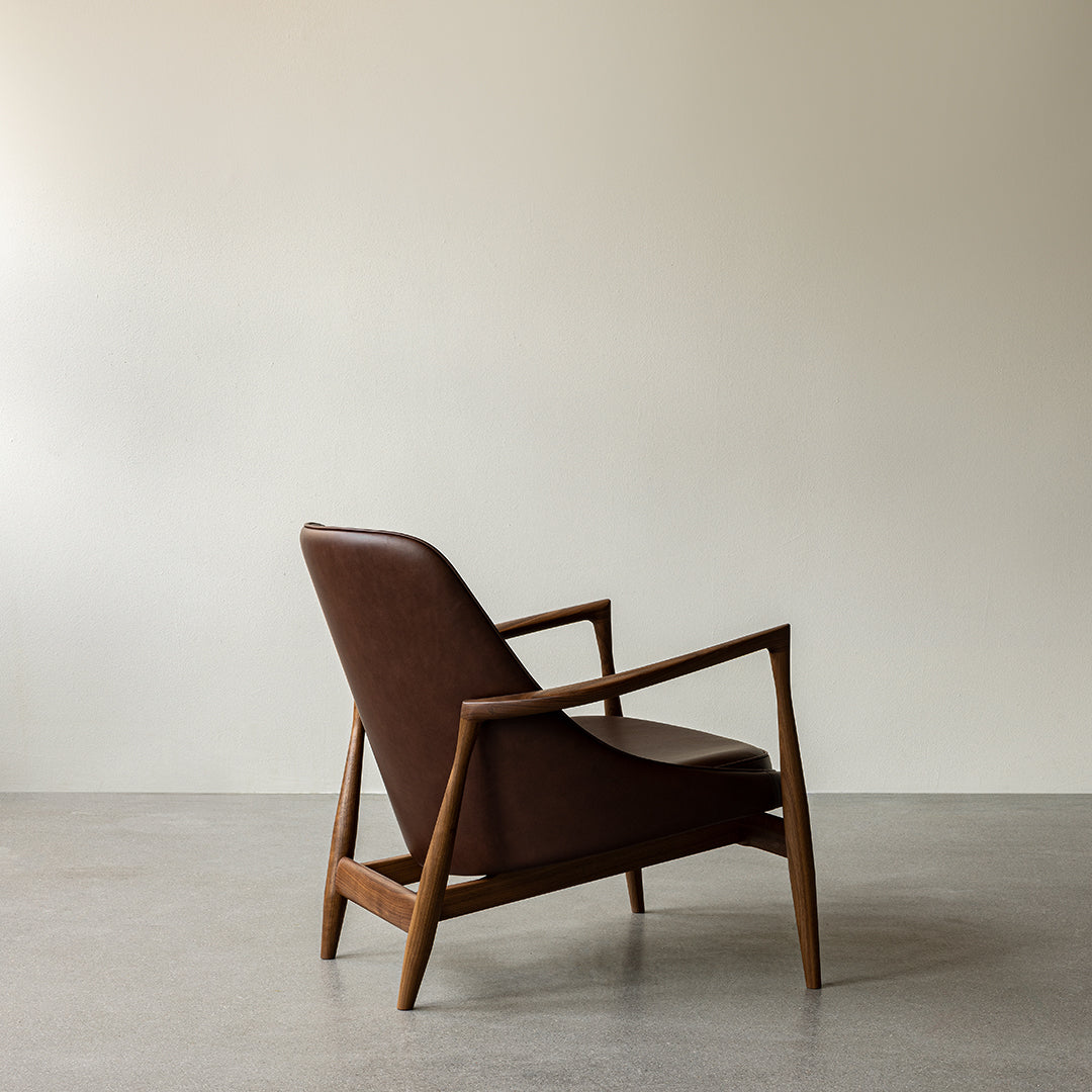Elizabeth Lounge Chair - Modern Comfortable Accent Chair for Living Room, Bedroom & Office - Perfect for Relaxing, Reading & Lounging