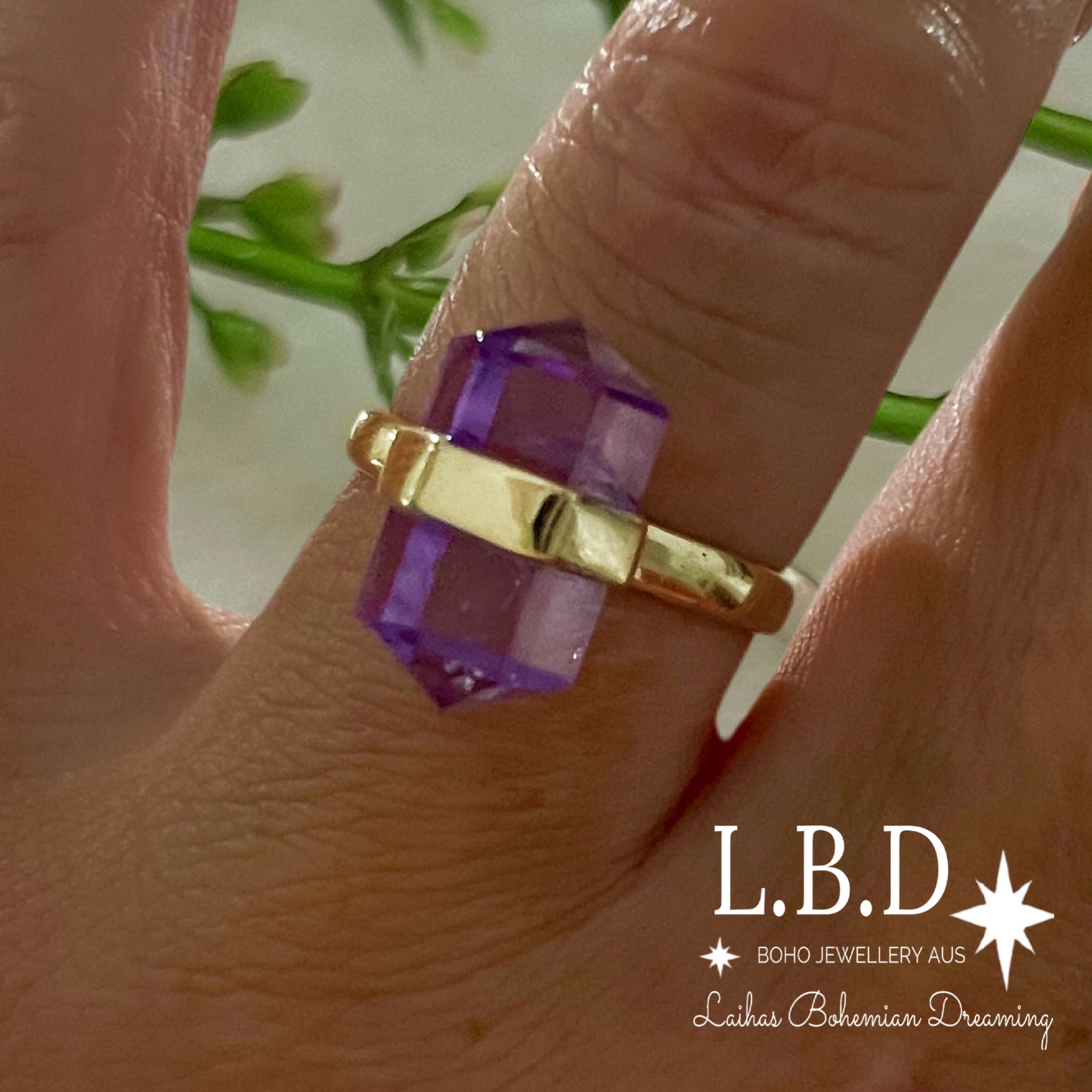 Laihas Gold Crystal Kindness Amethyst Ring for Women - Elegant Purple Gemstone Jewelry Gift for Birthday, Anniversary & Special Occasions