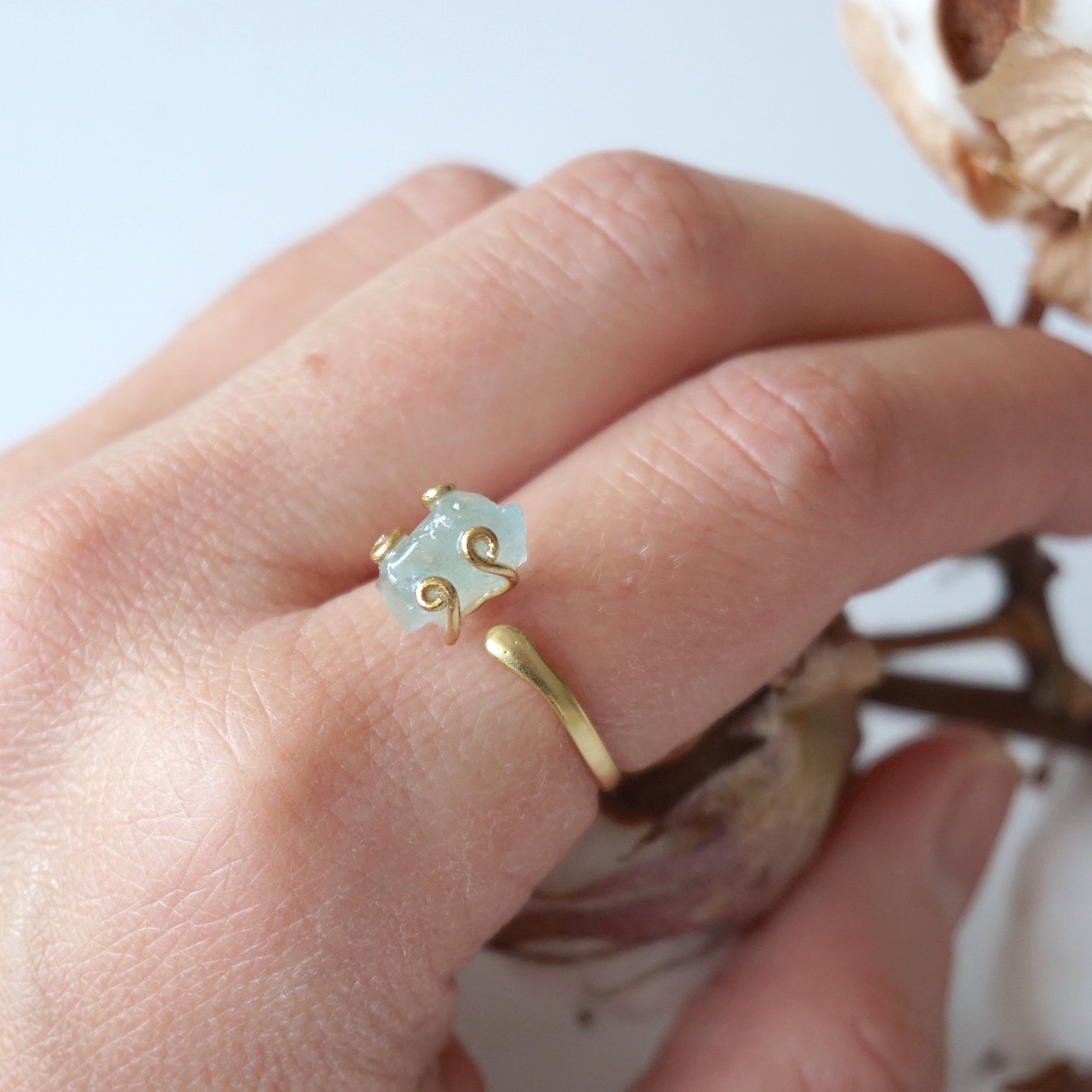Adjustable Aquamarine 14K Gold Filled Ring for Women - Elegant Birthstone Jewelry Gift for Mother's Day, Anniversary & Special Occasions