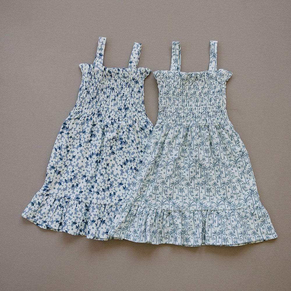 Stylish Linen Dress with Palm Tree Print - Perfect for Beach Vacations, Summer Outings & Boho Fashion
