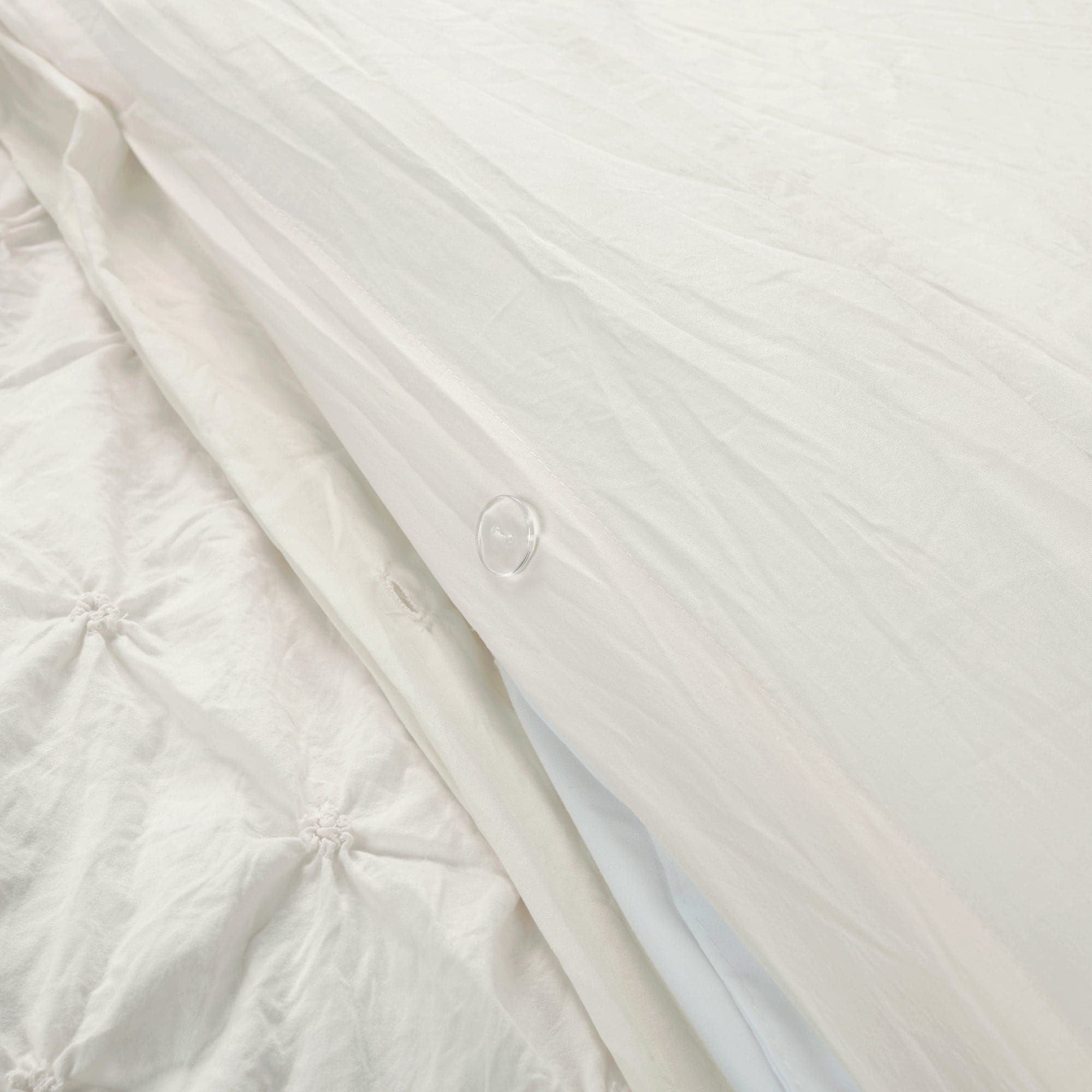 Ravello Pintuck 3-Piece Duvet Cover Set - Soft Luxury Bedding for Master & Guest Bedrooms - Perfect for Modern & Traditional Home Decor