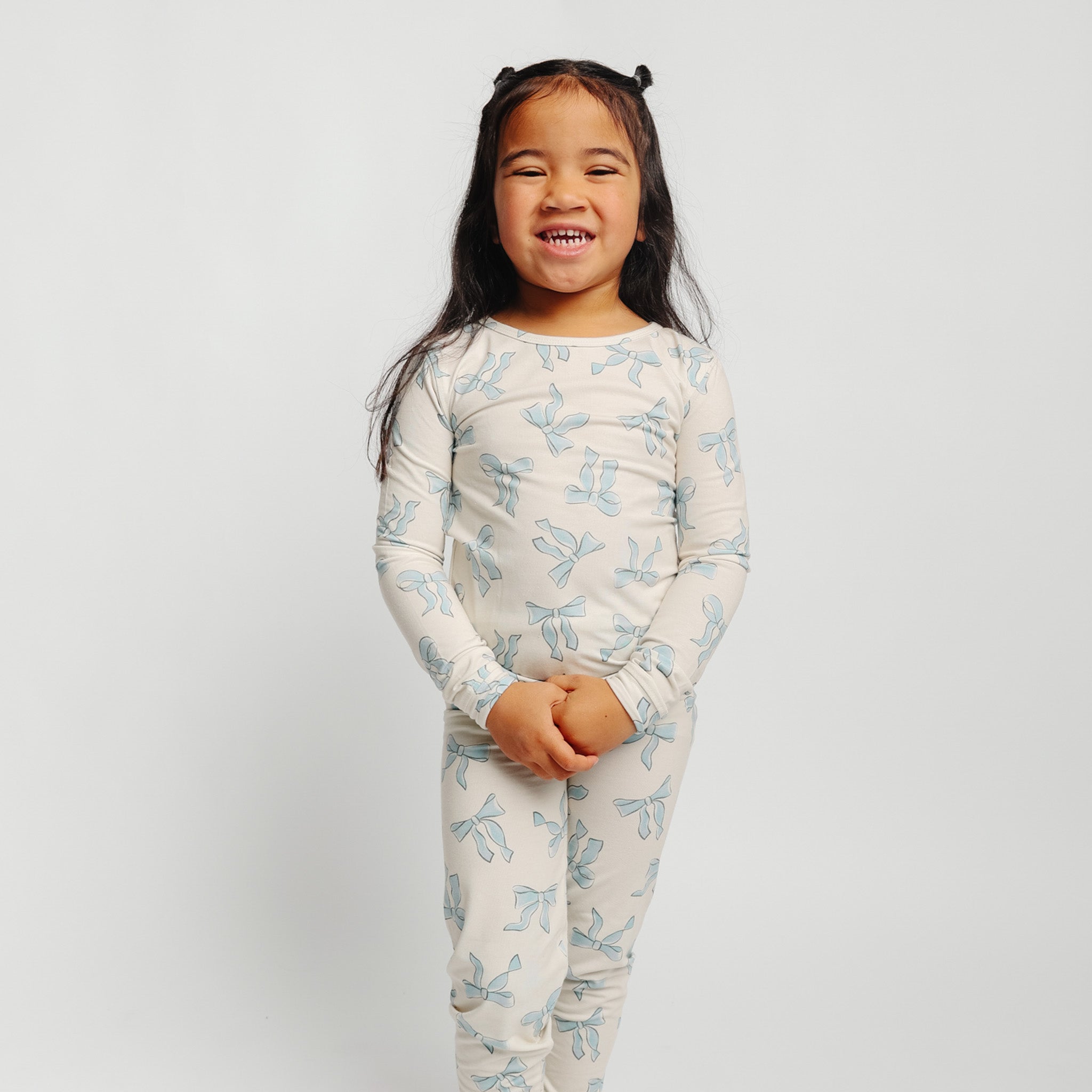 2pc Long Sleeve Pajama Set for Women - Soft & Comfortable Sleepwear - Cozy Winter Nightwear - Perfect for Sleeping, Lounging & Relaxing at Home
