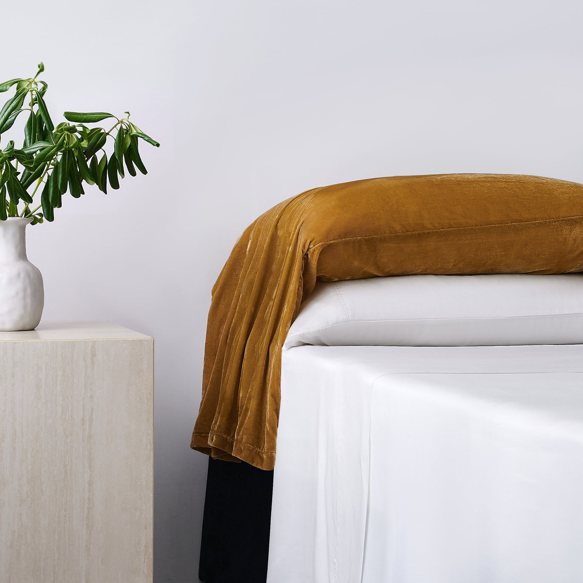Luxury Stella Faux Silk Velvet Pillowcase Set - Queen Size, 2 Pieces, Soft & Hypoallergenic - Perfect for Bedroom Decor, Wedding Gift, and Home Styling
