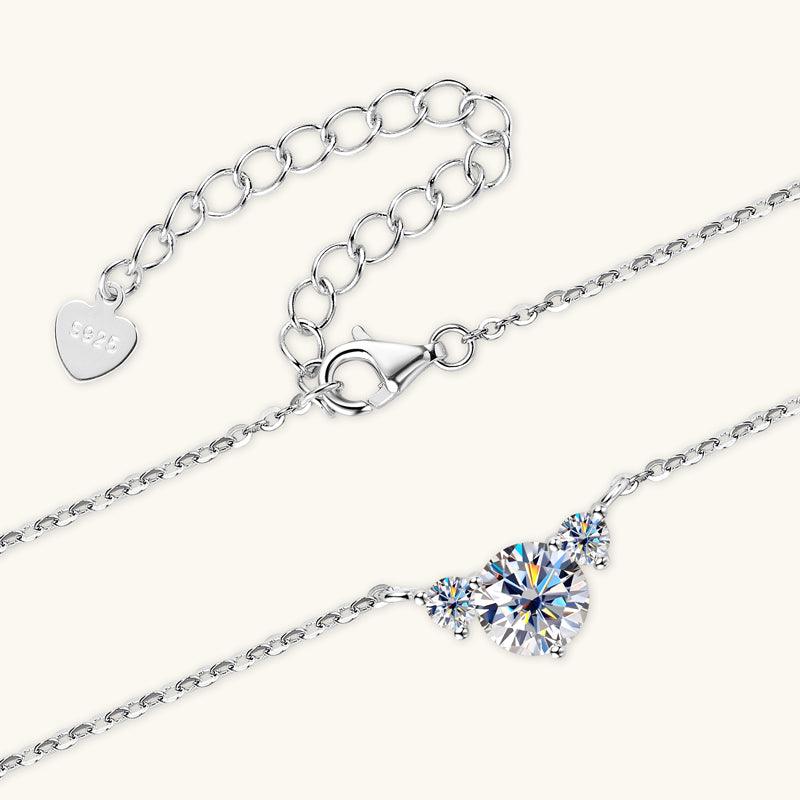 Romantic Smile Premium Moissanite Pendant Necklace for Women - 925 Sterling Silver Elegant Jewelry Gift for Anniversary, Valentine's Day & Special Occasions