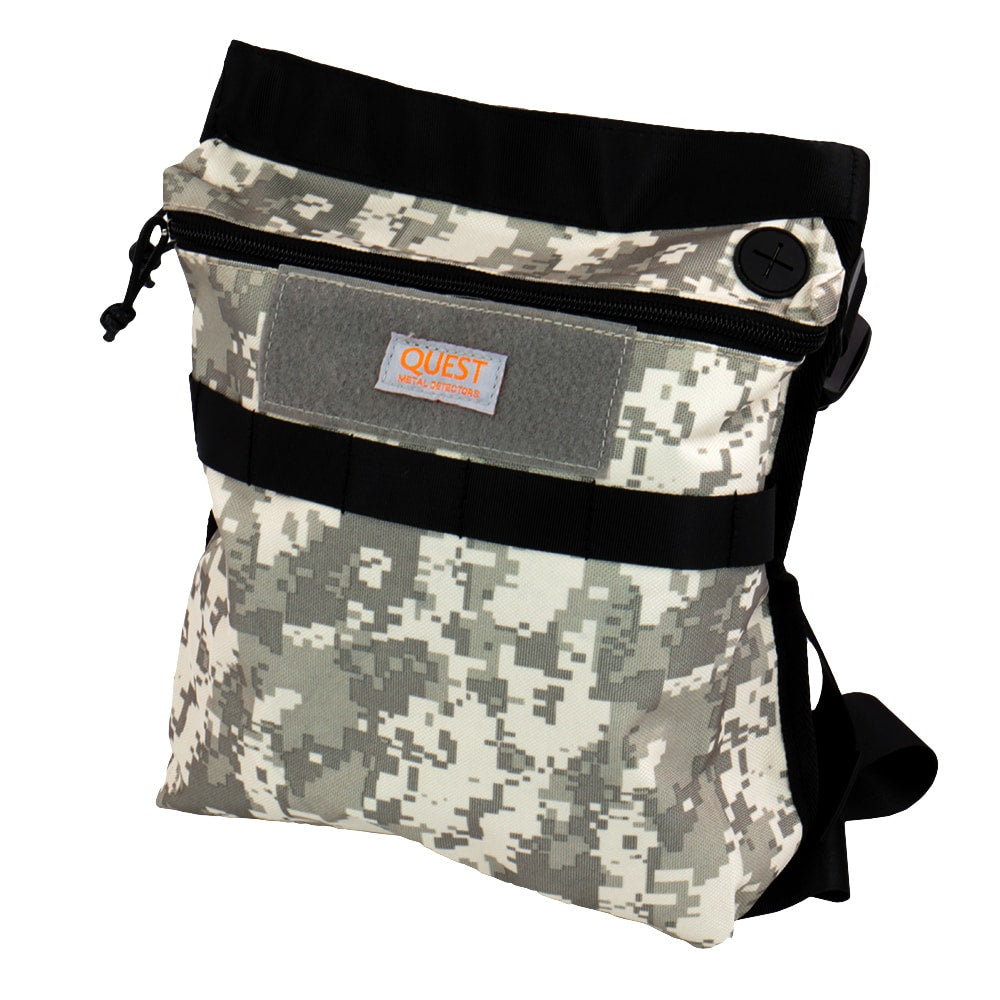 Quest Digital Camo Metal Detector Finds Bag with Adjustable Belt (Fits Up to 48-Inch Waist) - Perfect for Treasure Hunting, Beach Combing & Outdoor Adventures