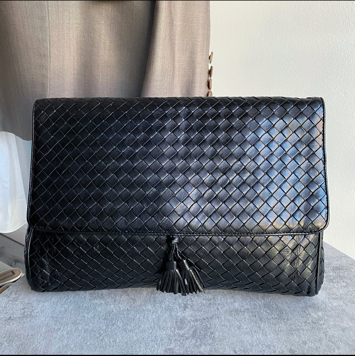 Bottega Veneta Vintage 1980s Black Intrecciato Leather Clutch Bag - Authentic Designer Purse for Women, Evening Parties & Special Occasions