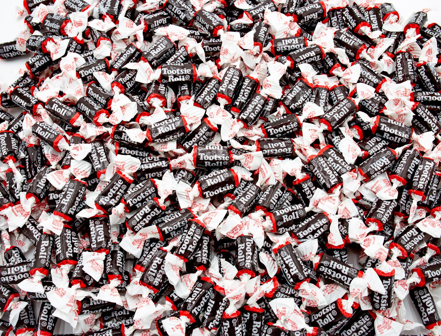 Bulk Tootsie Rolls Midgees Taffy Candy 2 lb Bag - 276 Individually Wrapped Gluten-Free Chocolate Chewy Candies for Halloween, Party Favors & Office Snacks