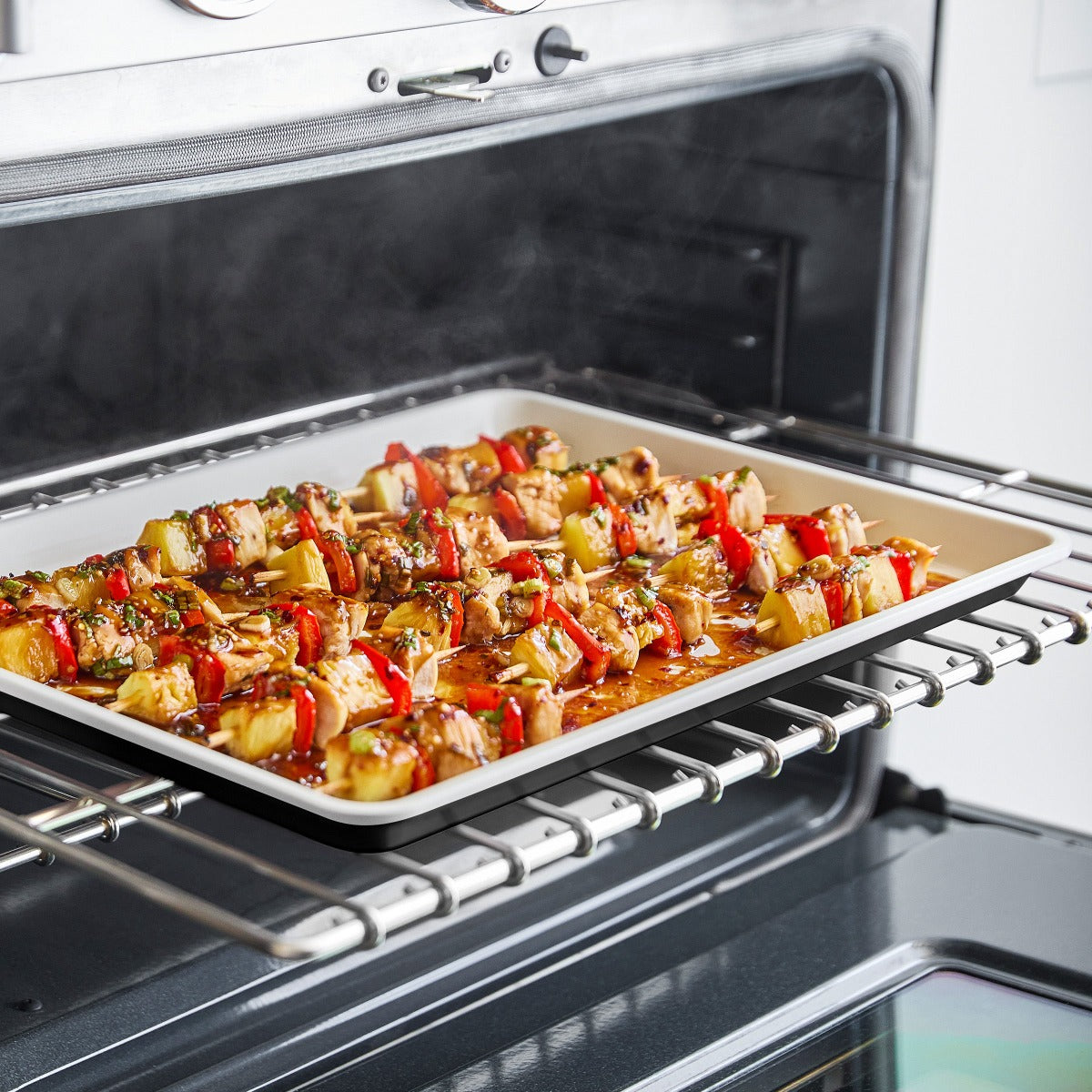 GreenLife Ceramic Nonstick 18 x 13 Cookie Sheet - Eco-Friendly Baking Pan for Cookies, Pizzas & Roasting | Non-Toxic, PFOA-Free, Dishwasher Safe | Perfect for Home Baking, Parties & Holiday Cooking