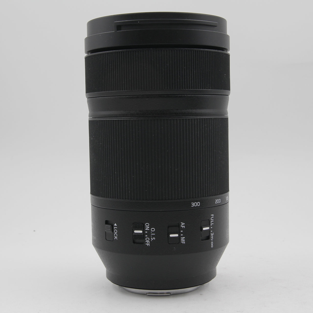 Panasonic Lumix S 70-300mm f/4.5-5.6 MACRO O.I.S. Lens for Leica L Mount - Excellent Open Box Condition - Perfect for Wildlife, Sports & Portrait Photography