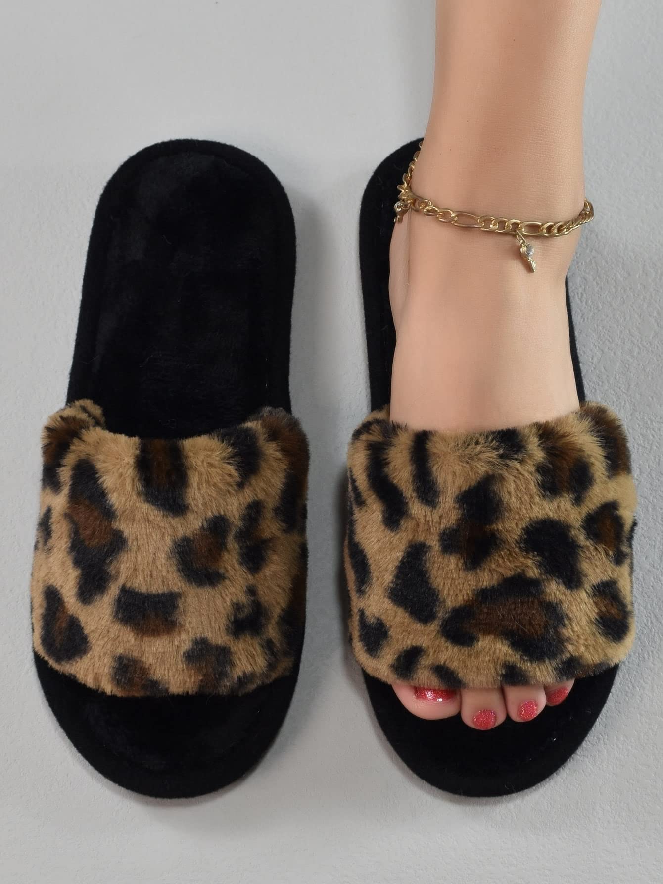 OYOANGLE Women's Fuzzy Open Toe Slippers - Soft Indoor/Outdoor Slide Sandals for Home, Spa & Lounge - Comfortable House Shoes (Brown, Size CN40-41) - Perfect for Relaxing, Yoga & Cozy Evenings