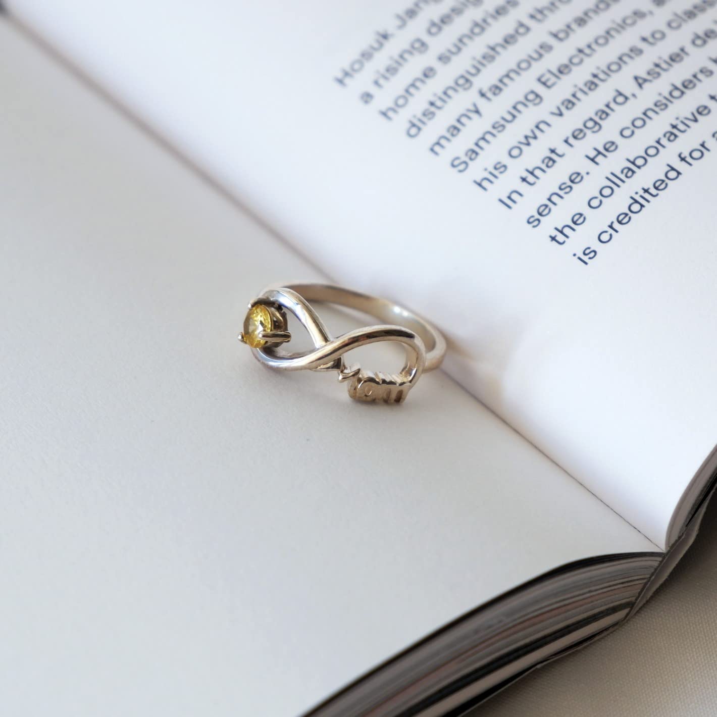 Personalized Sterling Silver Mothers Rings with Birthstones - Custom Engraved Infinity Jewelry for Mom, Daughter & Family - Perfect Mother's Day Gift, Birthday Present & Anniversary Keepsake - Ideal for Everyday Wear, Special Occasions & Heartfelt Gifting