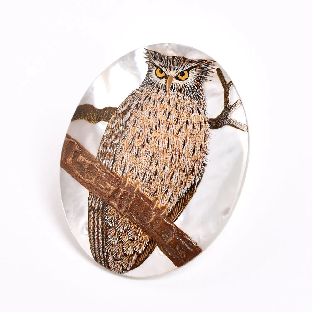 Exquisite Maki-e Urushi Lacquer Brooch with White South Sea Pearl Shell Owl - Traditional Japanese Lacquer Jewelry for Women, Elegant Gift for Special Occasions, Tea Ceremonies & Cultural Events