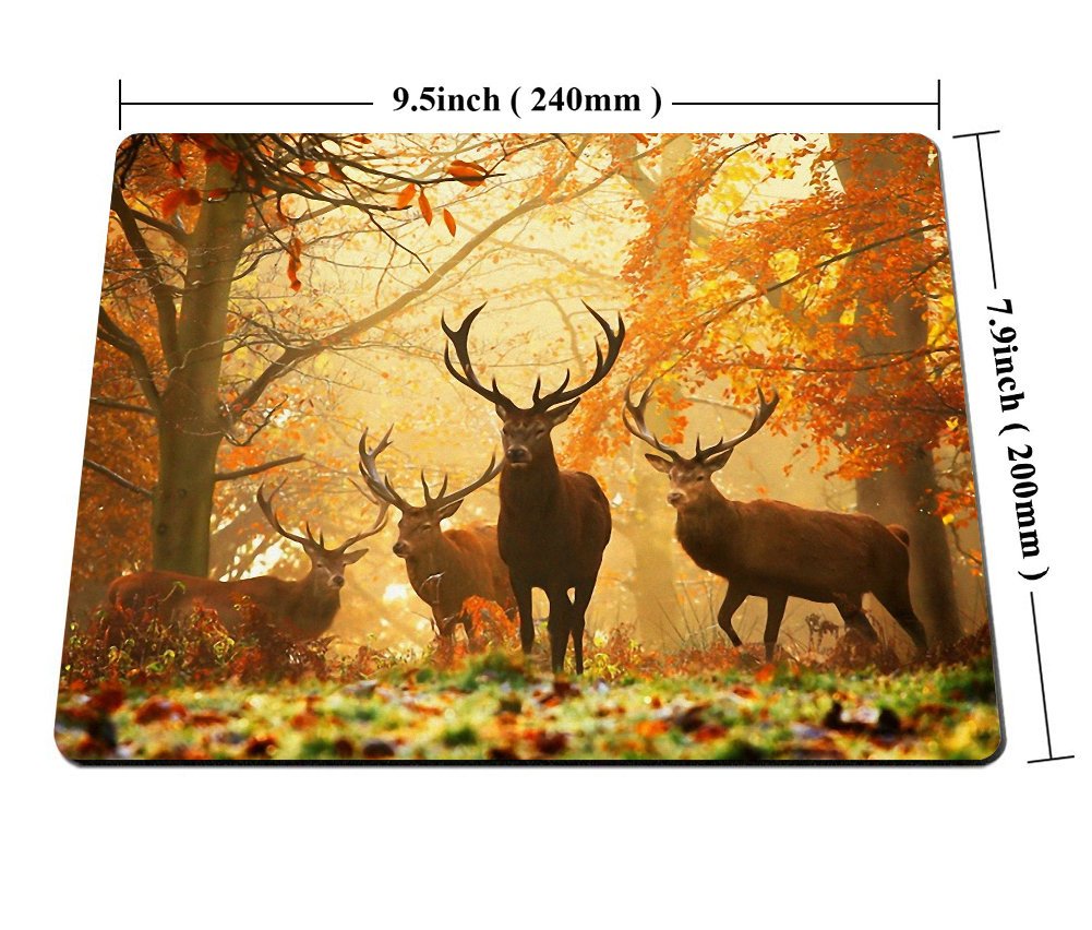Smooffly Wildlife Gaming Mouse Pad with Milu Deer Design - Non-Slip Rubber Base, Large Extended Mouse Mat for PC, Laptop, Office & Home Use - Perfect for Gamers, Work & Study
