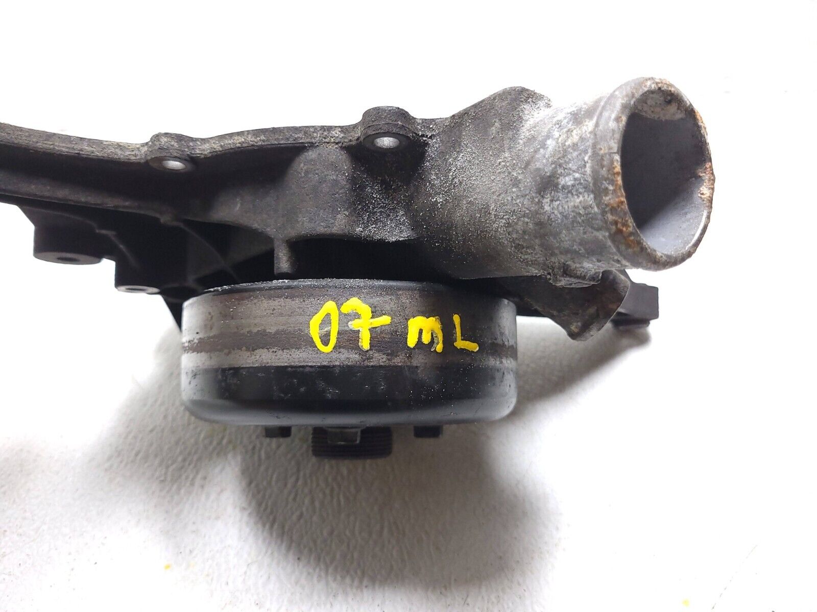 Mercedes ML500 Water Pump A1122010501 OEM Replacement for 2006-2011 Models - Perfect for Engine Cooling System Repair & Maintenance