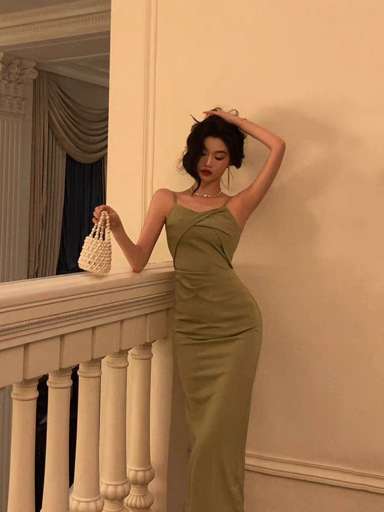 Elegant Green Sheath Long Prom Dress for Evening Gala - Perfect for Formal Events, Homecoming & Special Occasions - Style J3309