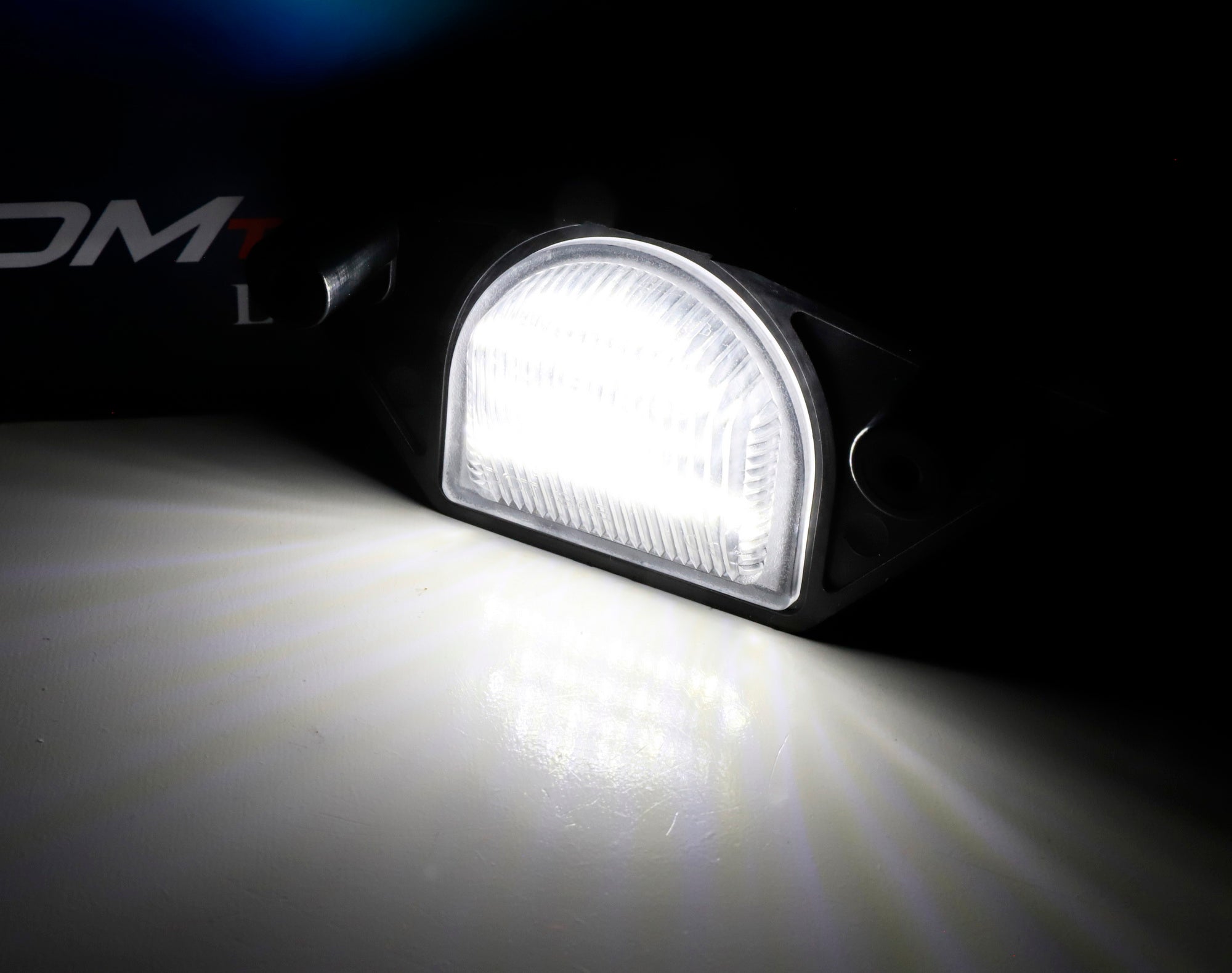 18 SMD Full LED License Plate Light Kit for Chevy Corvette 1984-2013 & Impala 2000-2005 - Bright White Super Bright License Plate Bulbs for Night Driving & Car Customization