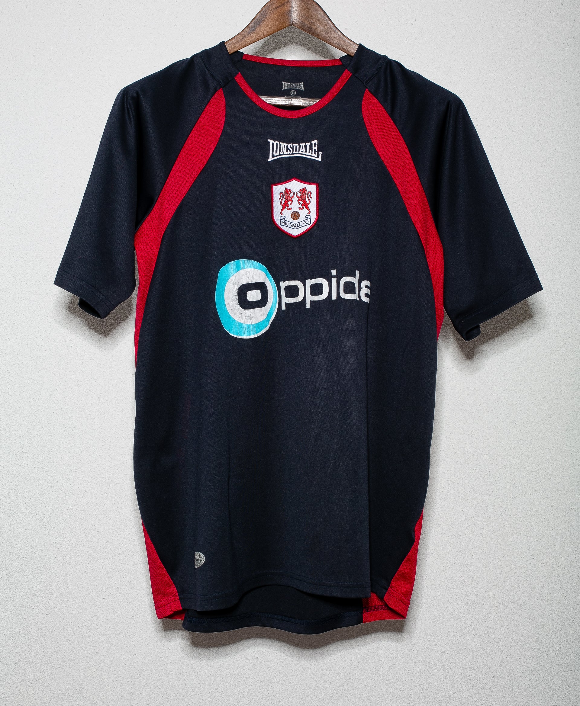 2006 Millwall FC Away Football Jersey (Size L) - Vintage Retro Soccer Shirt for Fans & Collectors - Perfect for Matchdays, Gifts & Memorabilia Display