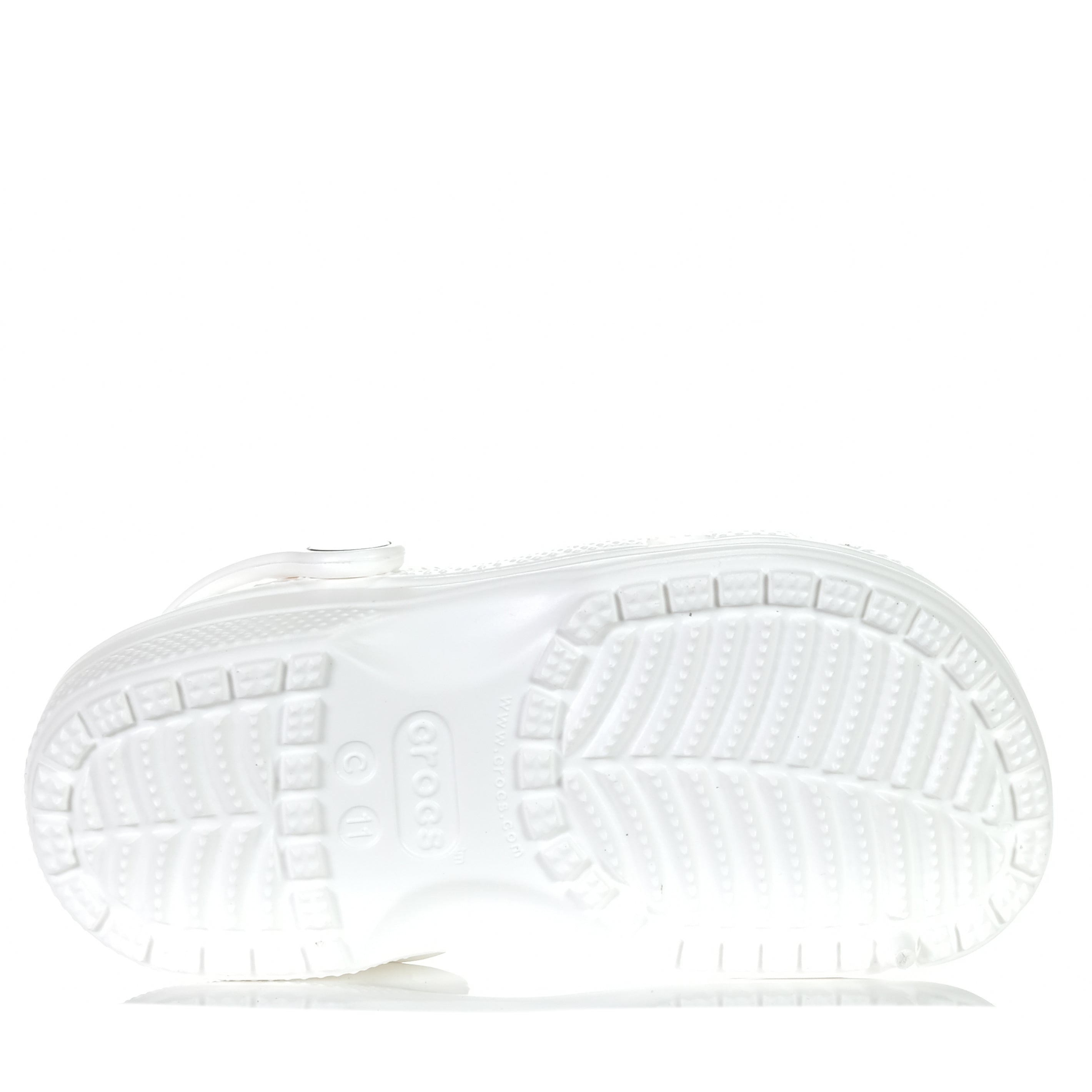Crocs Kids Classic Clog White - Comfortable Lightweight Slip-On Shoes for Boys & Girls - Perfect for School, Play & Outdoor Activities