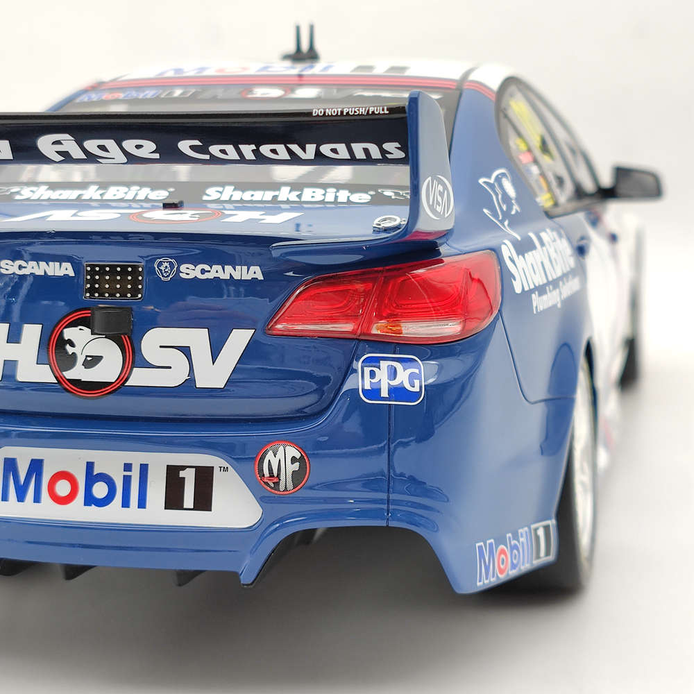 1/12 Scale Holden VF Commodore V8 2017 Supercheap Auto Bathurst 1000 Resin Model Car - Collectible Toy Gift for Racing Fans & Car Enthusiasts - Perfect for Display, Gifting, and Racing Memorabilia Collections