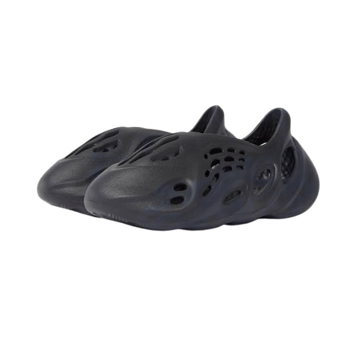 adidas Yeezy Foam RNNR Runner ONYX - Comfortable Unisex Slip-On Sneakers for Running, Walking & Casual Wear