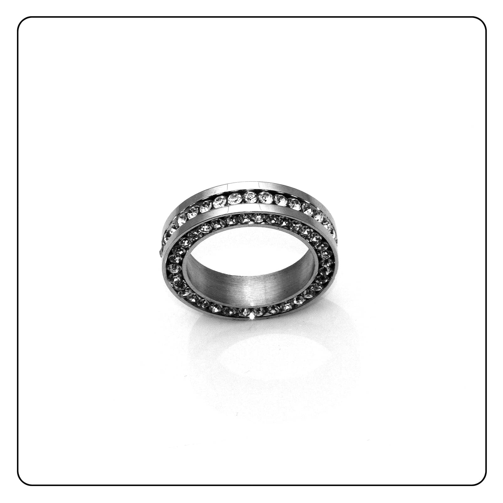 Iced Out Stainless Steel Ring for Men & Women - Fashion Hip Hop Jewelry for Parties, Gifts & Everyday Wear