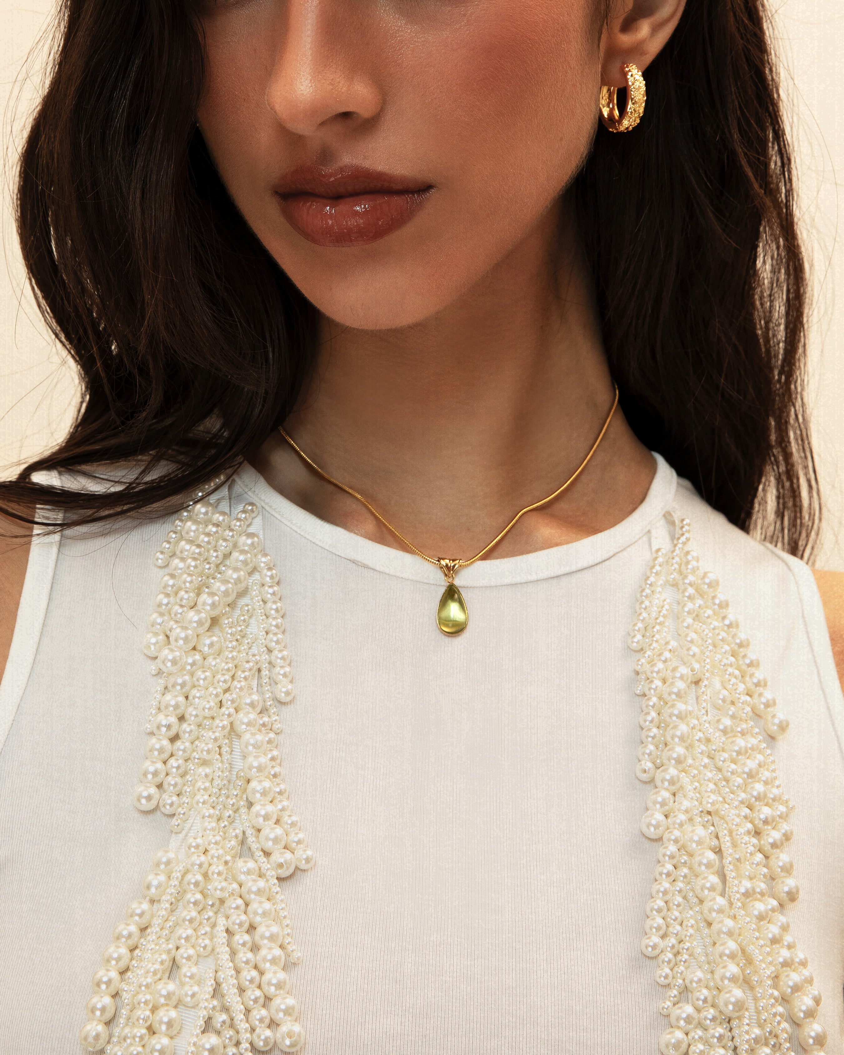 Elegant Waterdrop Necklace for Women - Dainty Pendant Jewelry Gift for Her - Perfect for Weddings, Parties & Everyday Wear