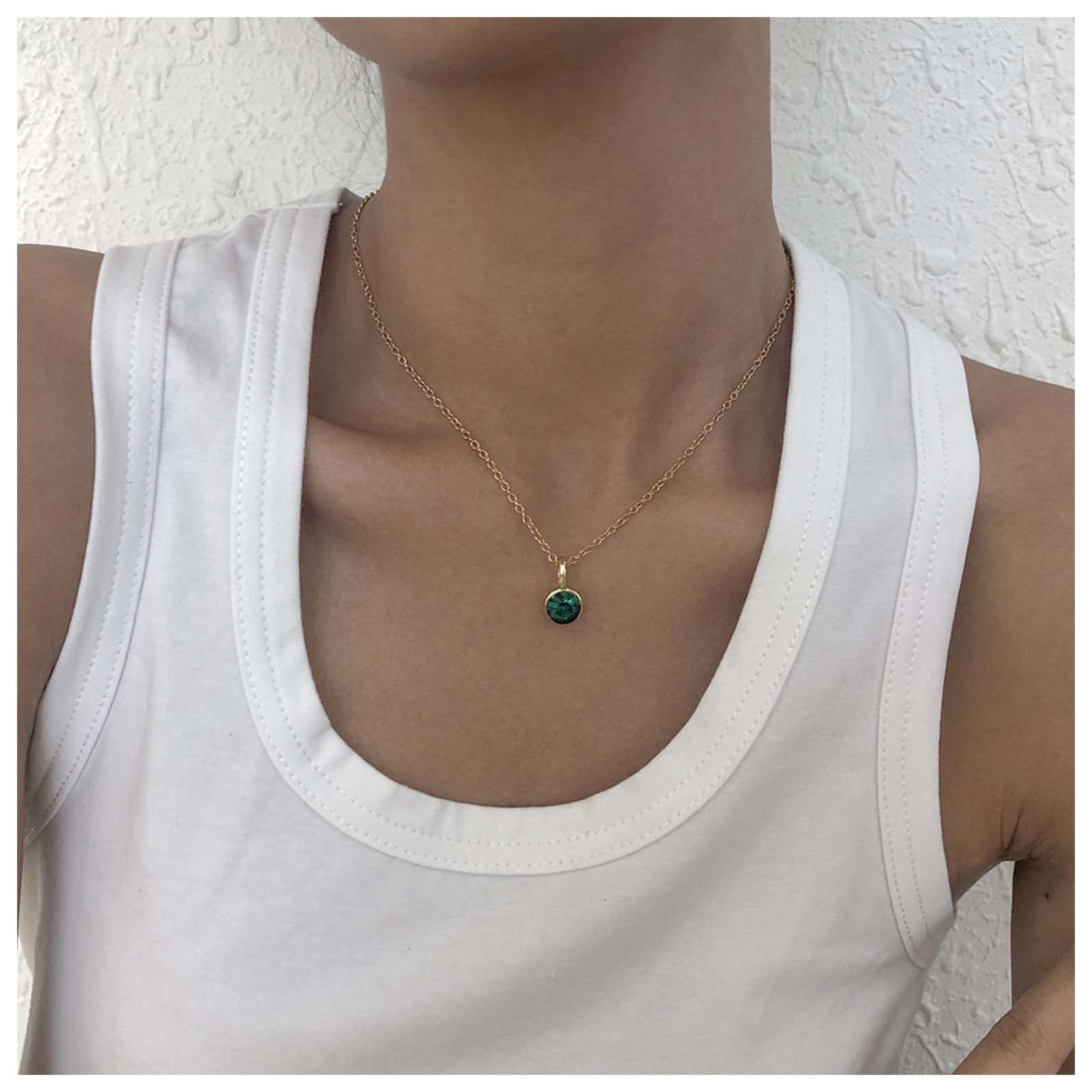 Vintage Emerald Green Choker Necklace - Gold Plated Round Emerald Crystal Pendant Necklace for Women & Girls | Elegant Minimalist Chain Jewelry for Parties, Weddings & Special Occasions
