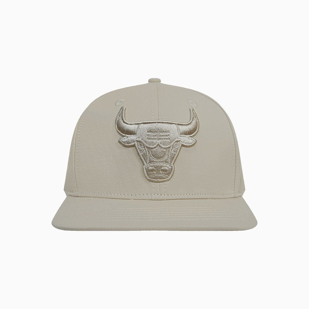 Chicago Bulls NBA Wool Snapback Hat - Official Logo, Adjustable Fit for Men & Women - Perfect for Basketball Games, Streetwear & Sports Fans