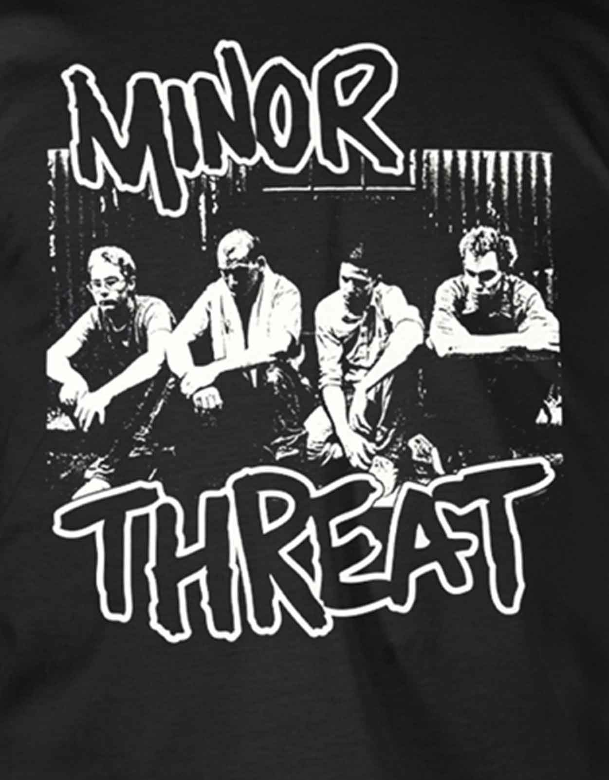 Official Band Logo Men's Black T-Shirt Size XL - Perfect for Concerts, Casual Wear & Fan Merchandise
